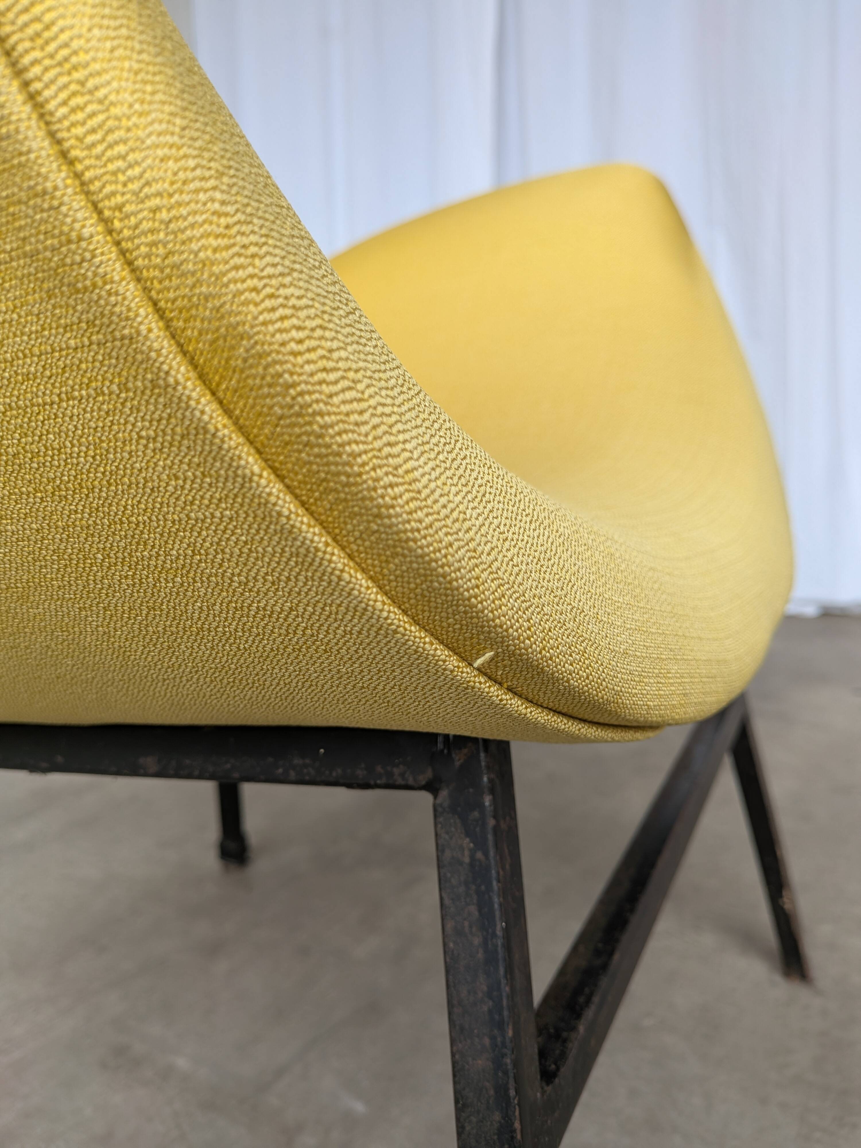 Vintage Mid-Century Modern Yellow Fabric Armchair - Alvin Lustig Style