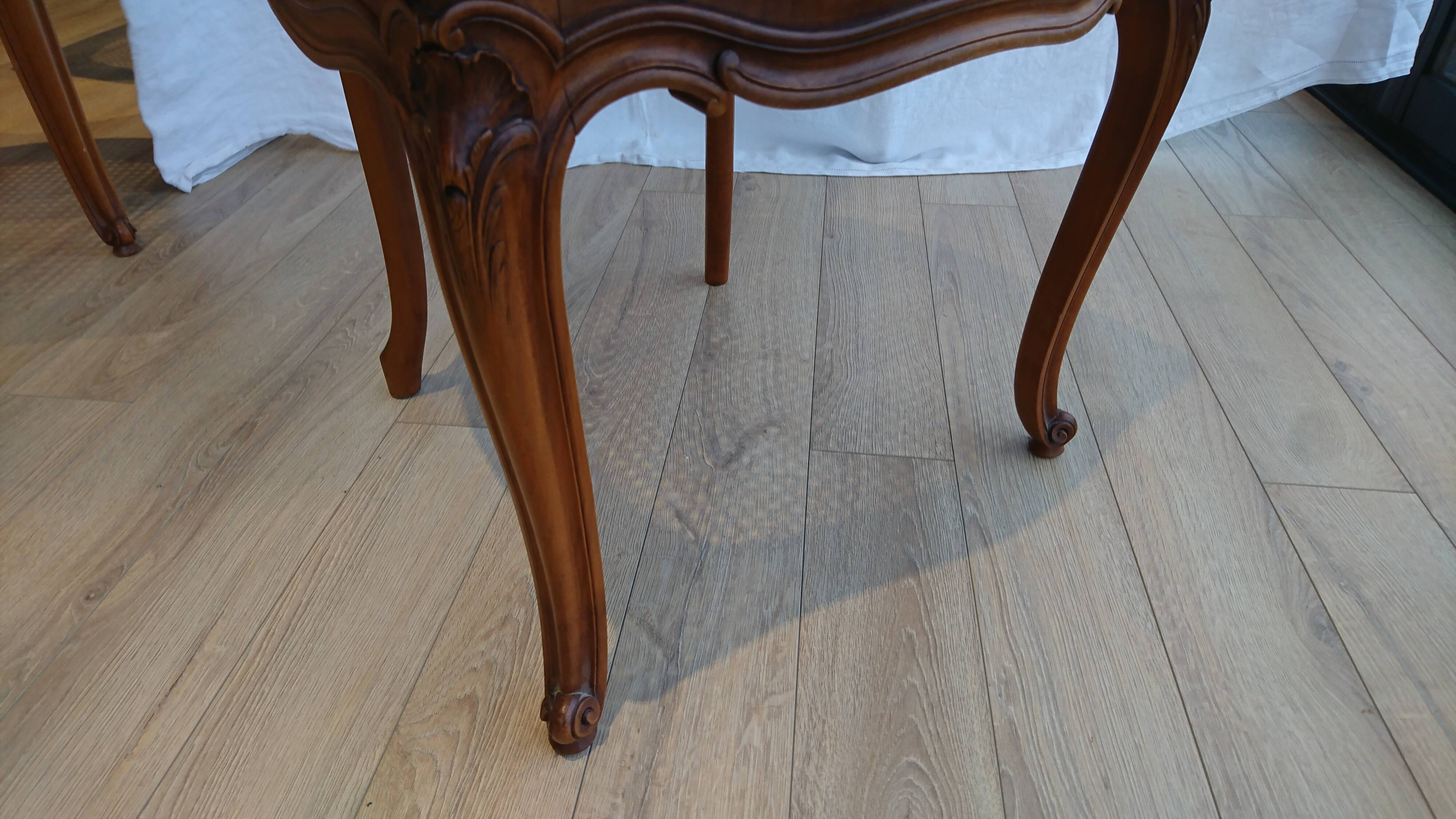 Set of 6 chairs