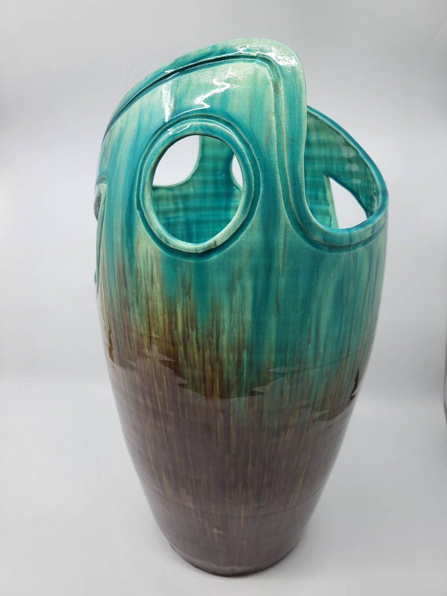 Accolay vase signed J C in brown and blue ceramic, France, vintage design 1960.