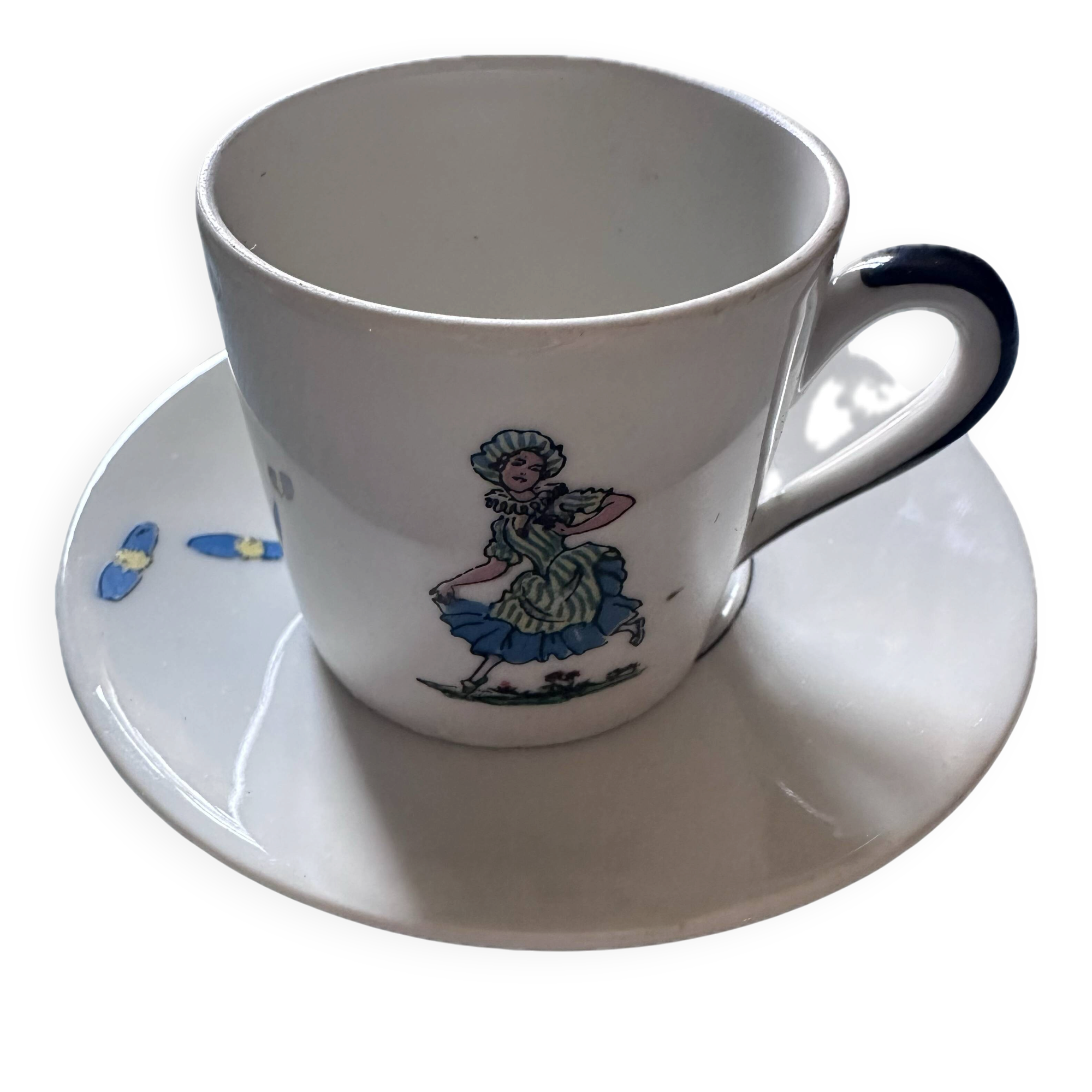 Lot de 4 tasses et soucoupes anciennes, décor Arlequin