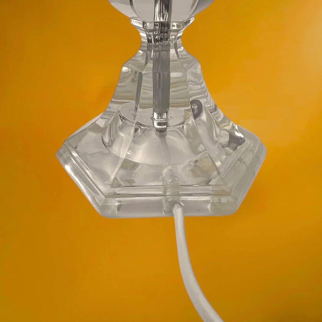 Vintage lamp base in faceted lucite/plexiglass and chrome metal - Hollywood Regency style 1970s