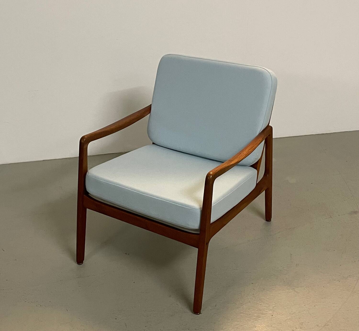 Fauteuils danois en teck par Ole Wanscher années 1960 MidCentury