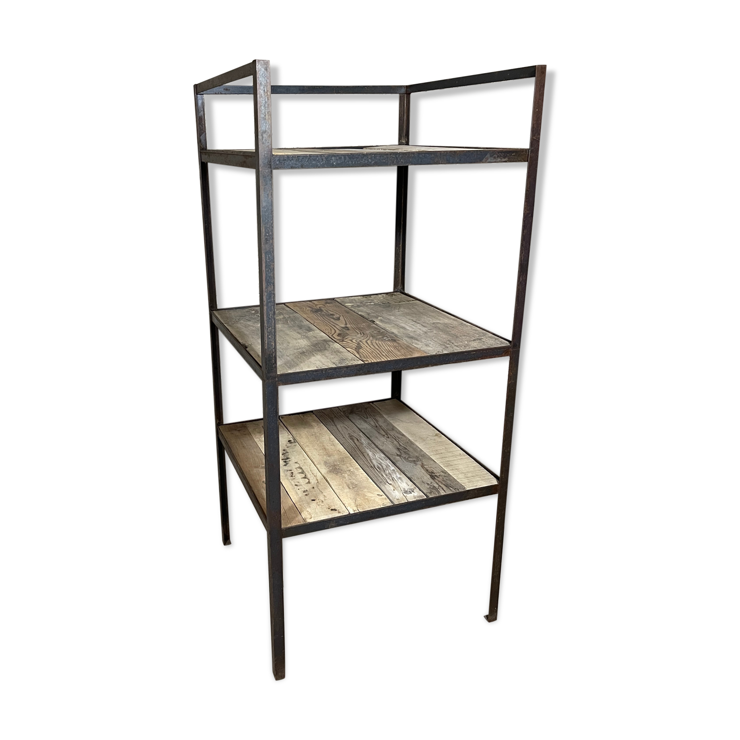 Industrial shelf