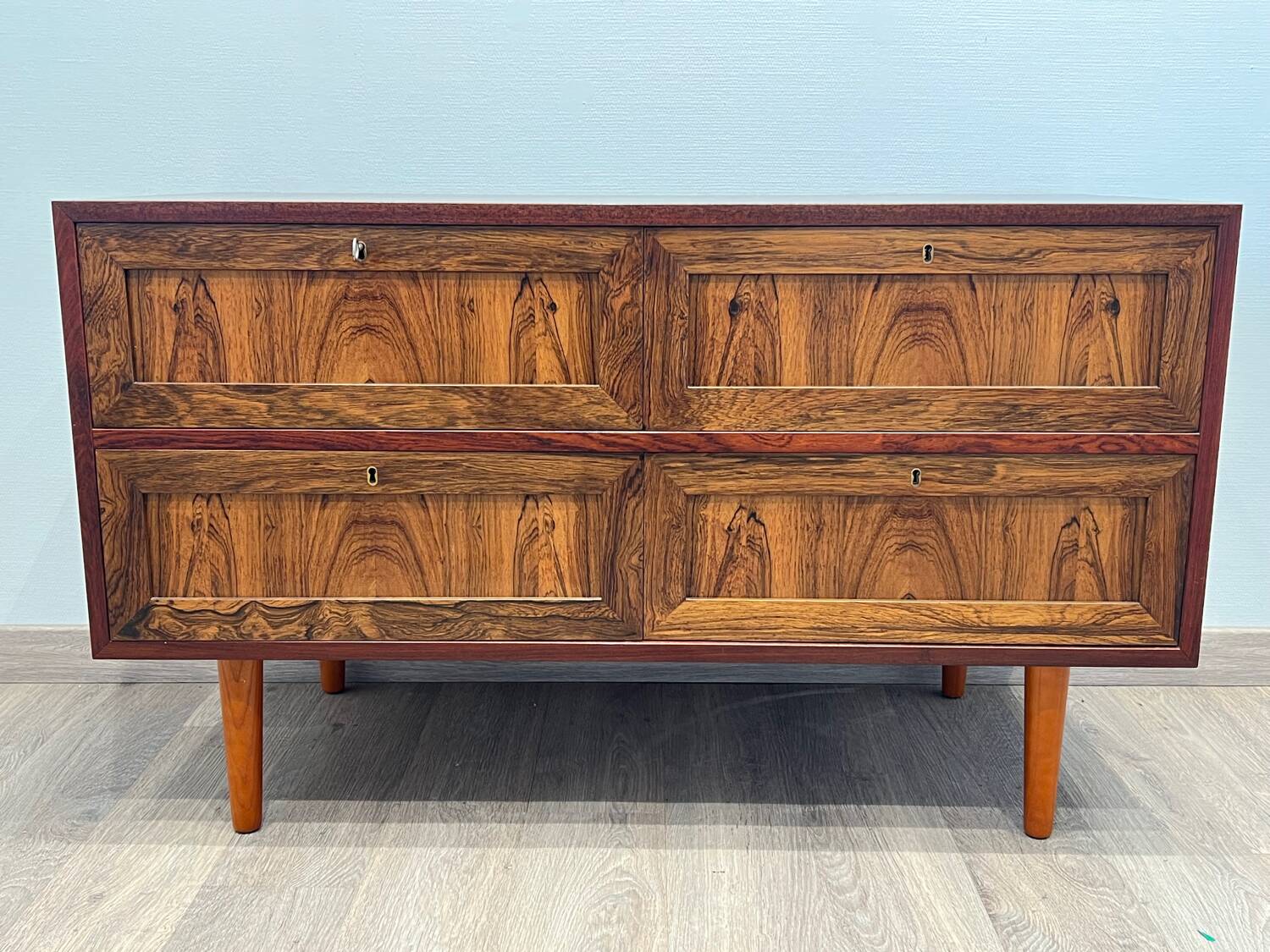 Low Scandinavian cabinet in Rio rosewood