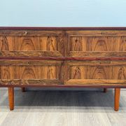 Meuble bas scandinave en palissandre de Rio