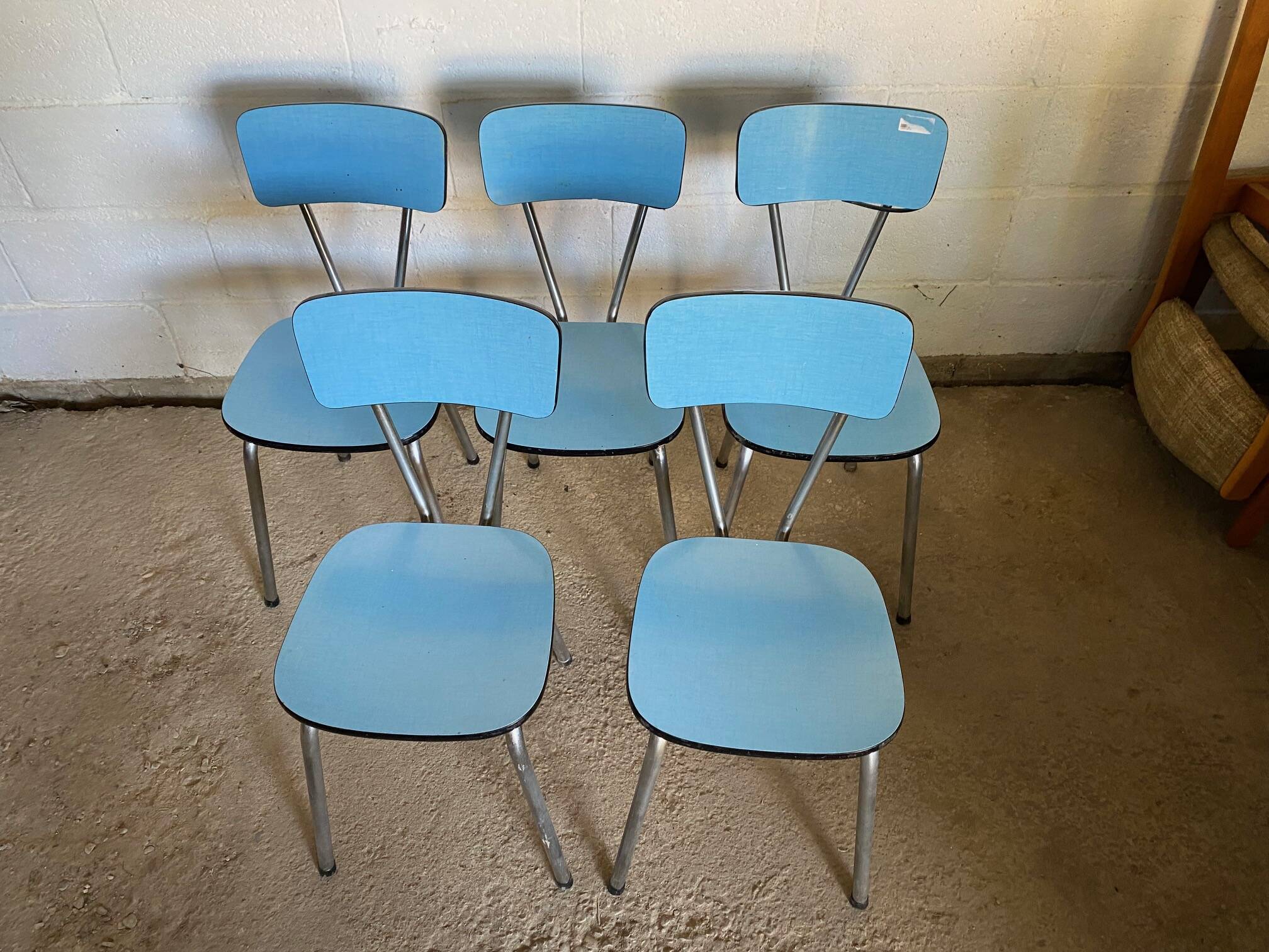 Set of 5 vintage chairs in 1960s blue formica