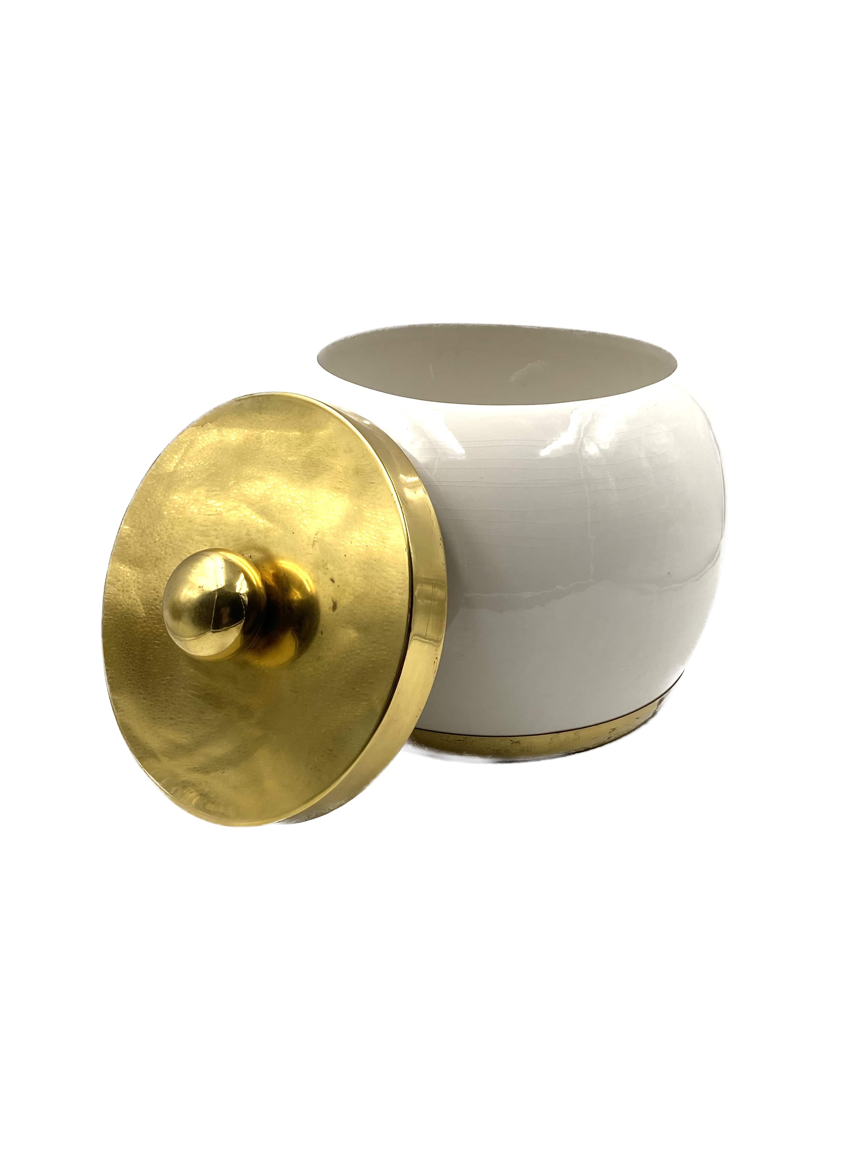 Hollywood regency white ceramic bucket, Italy, ca. 1970