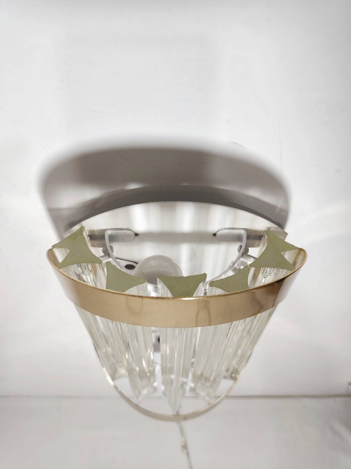 Aplique de pared de cristales. Italia, 1980s.