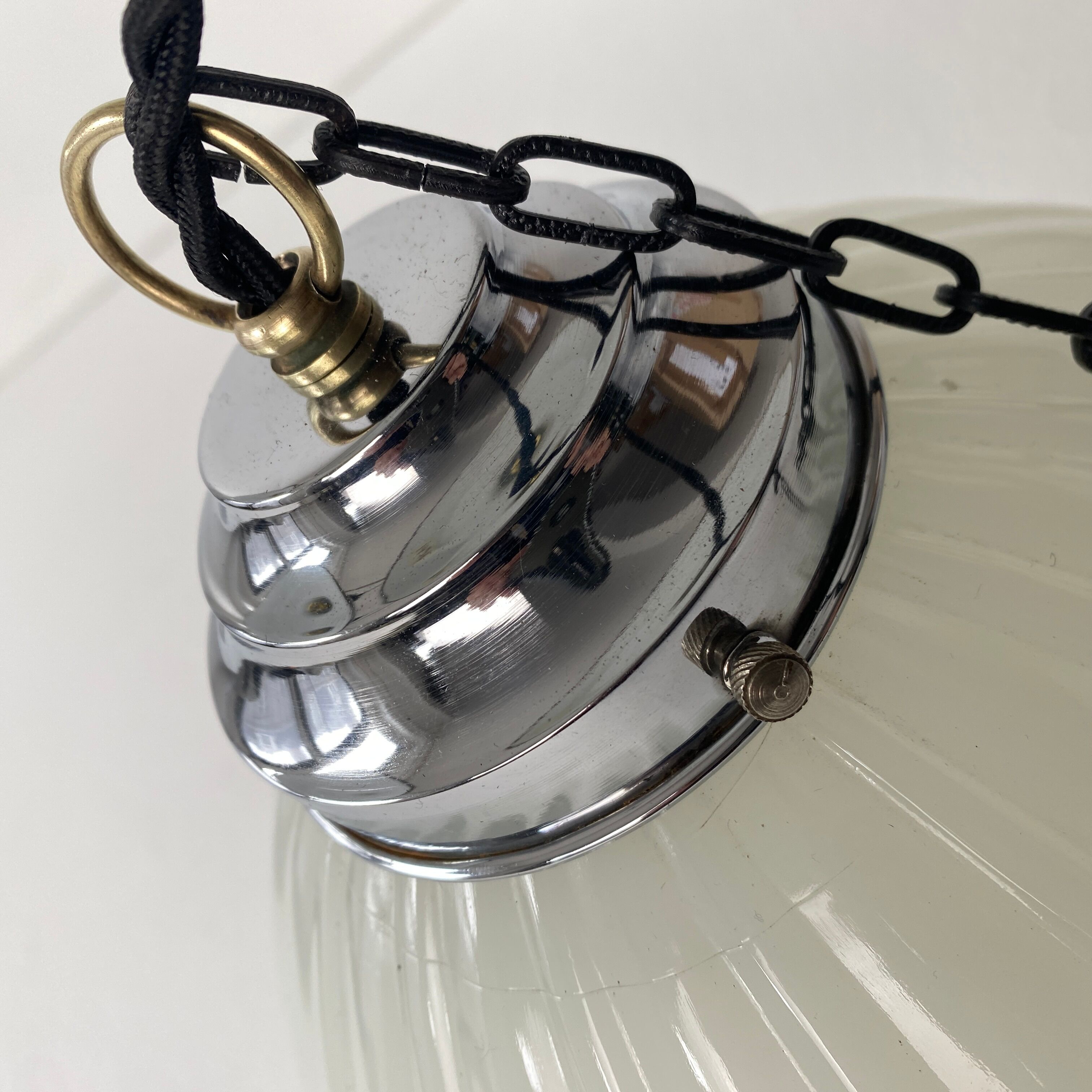 Art deco pendant lamp in opaline