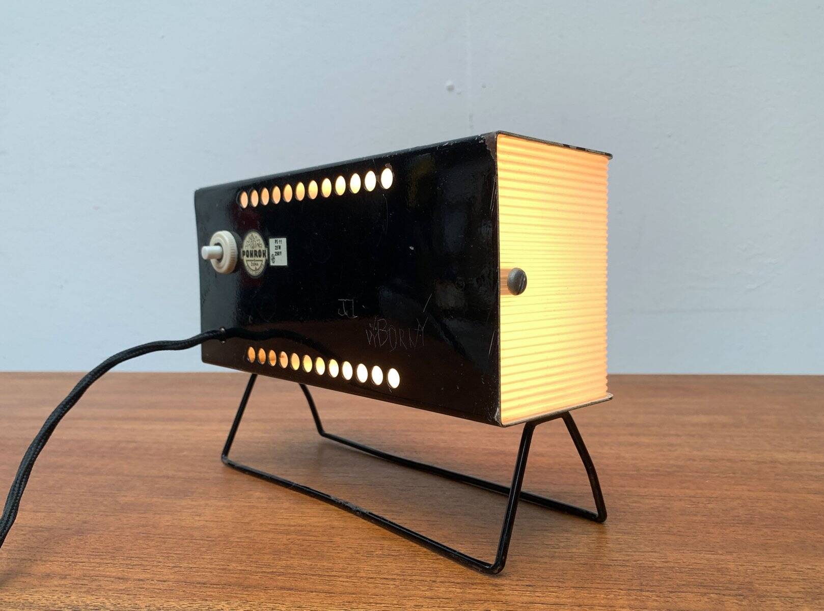Lampe de table minimaliste tchèque des années 1960 de Pokrok.