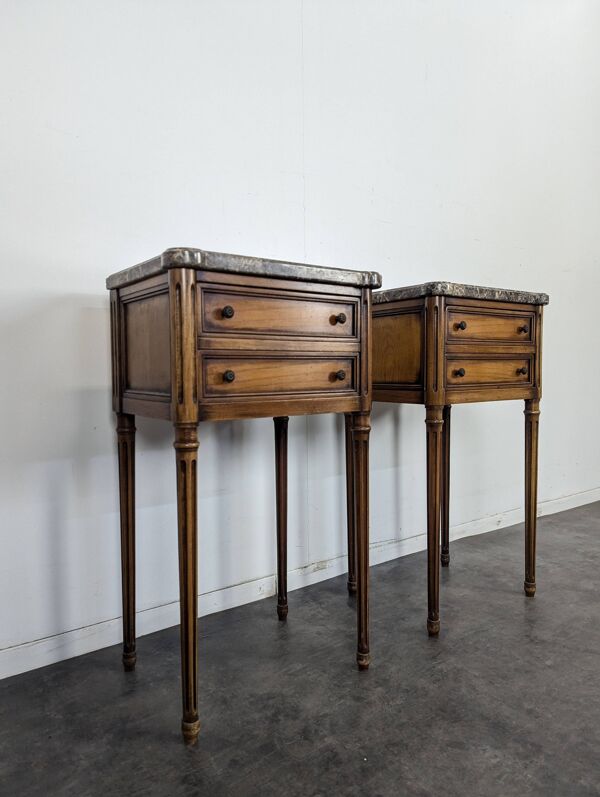 Paire de chevet de style Louis XVI marbre des pyrénées