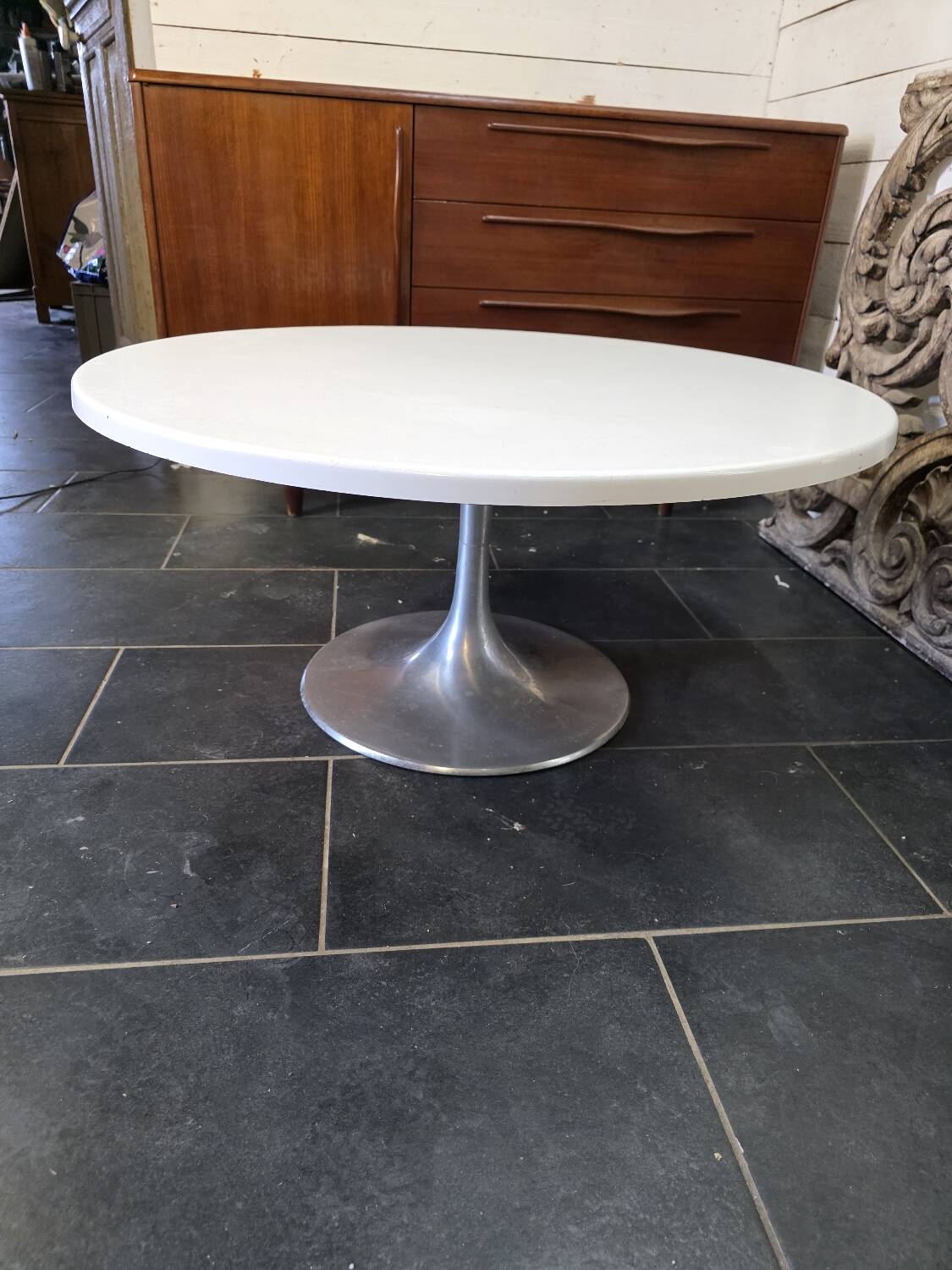 Table Basse Vintage pied tulipe par Werzalit des années 70