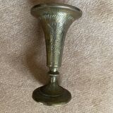 Vase indien en laiton gravé