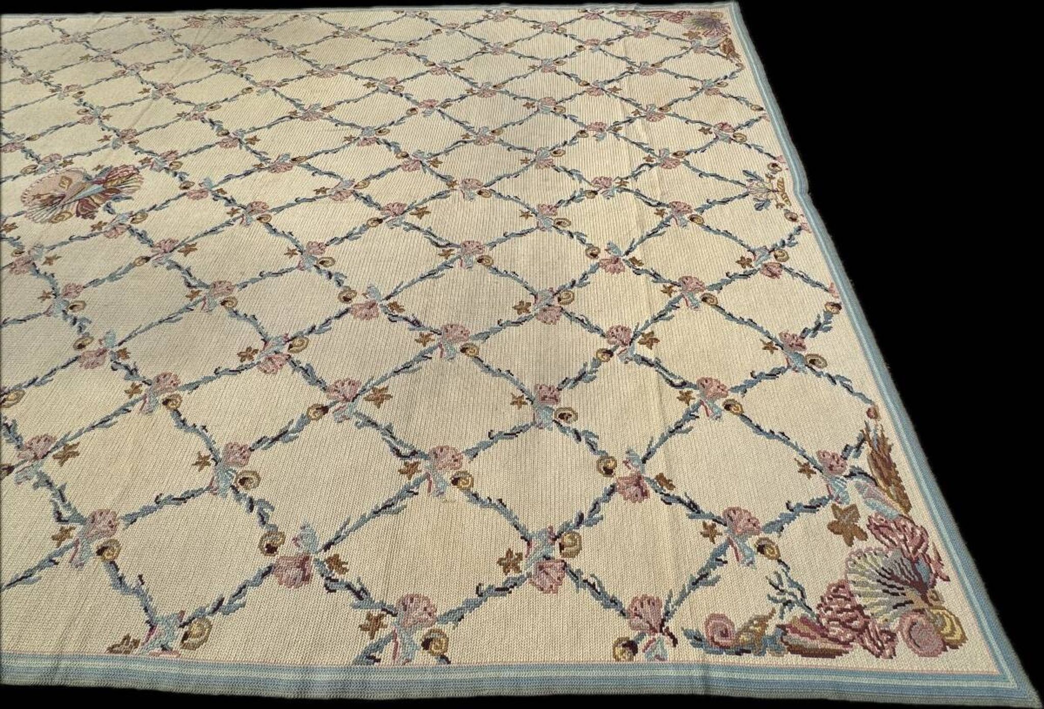 Tapis aux petits points  500x280 cm
