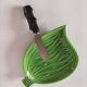 Beurrier barbotine feuille verte avec couteau bambou noir