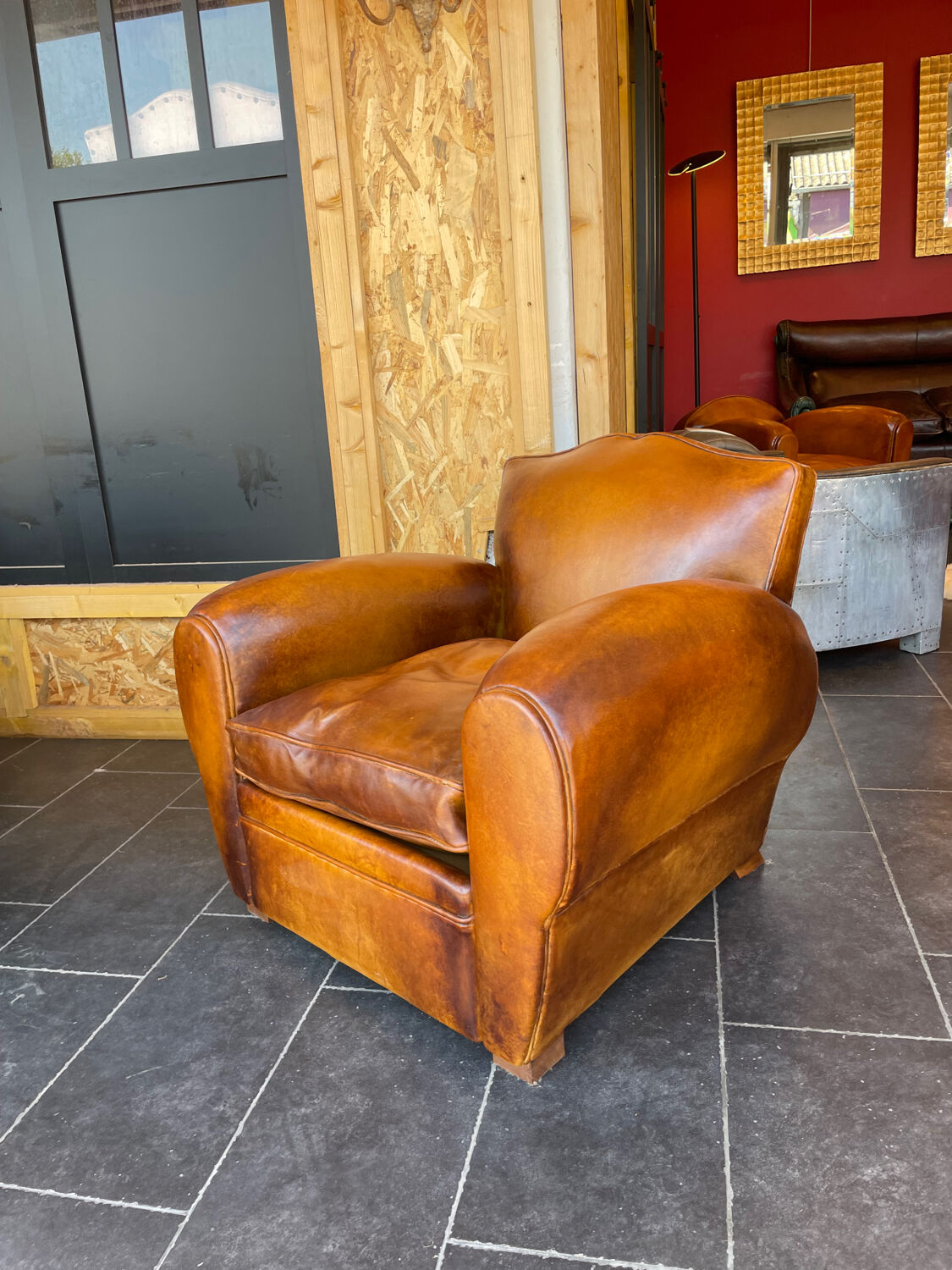 Fauteuil club modèle diplomate