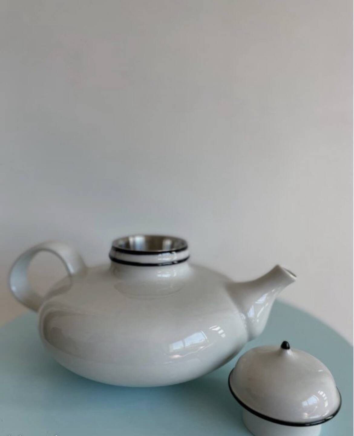 Scandinavian teapot Inger Persson Rorstrand 1968