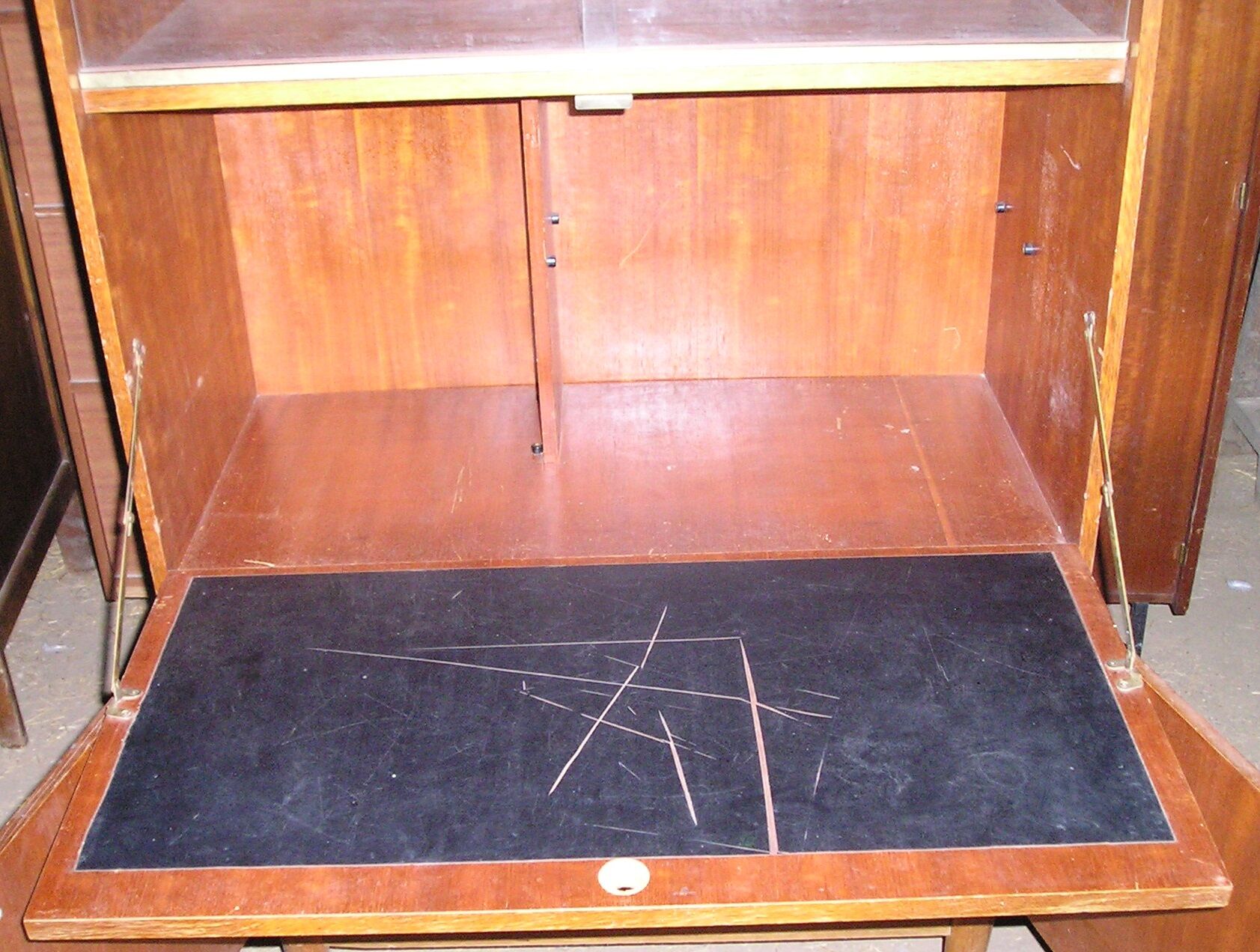 Showcase - Brissac secretary 1960 in oak and veneer