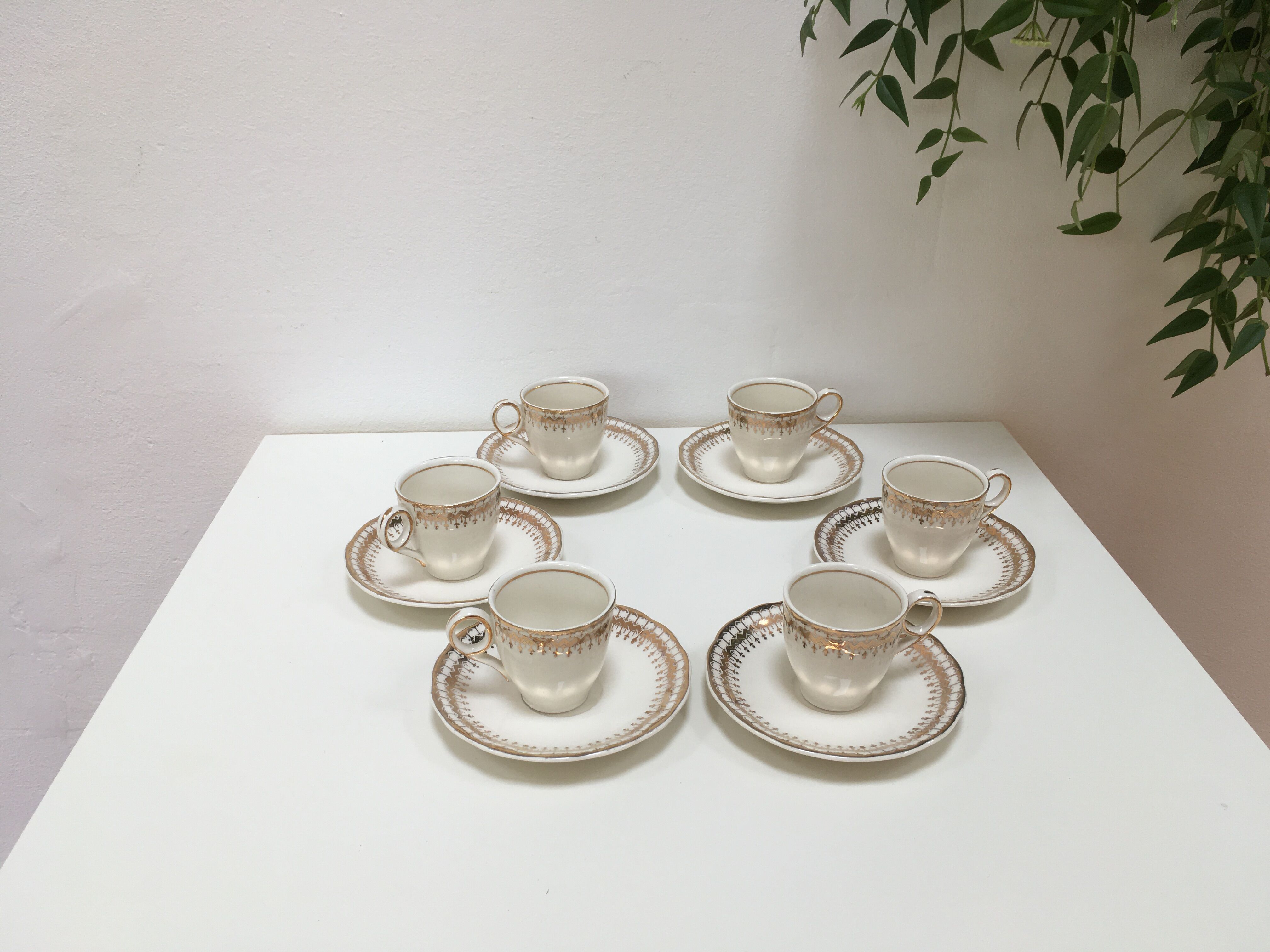Lot of 6 old Grindley England coffee cups