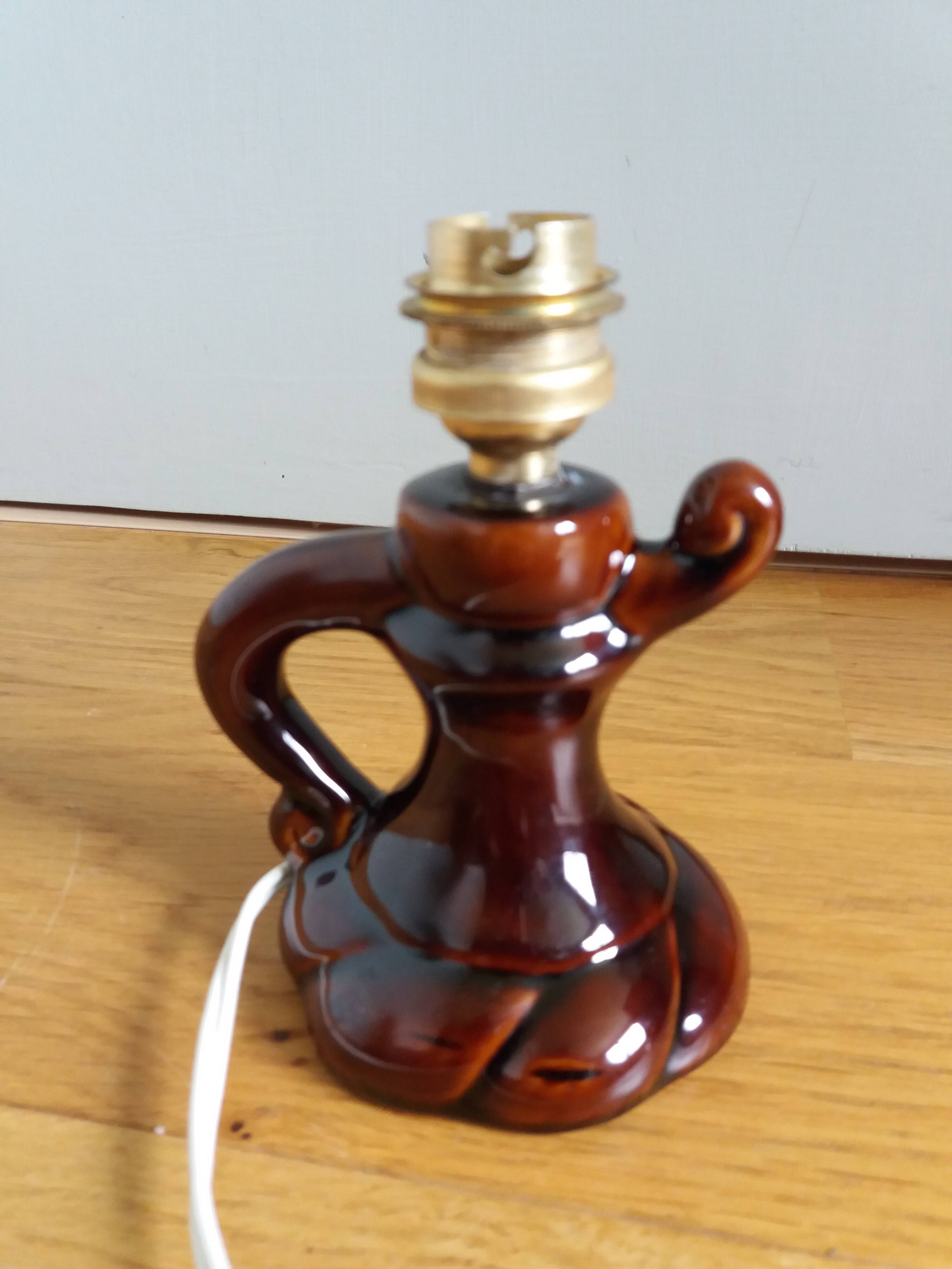 CVL table lamp with ceramic base