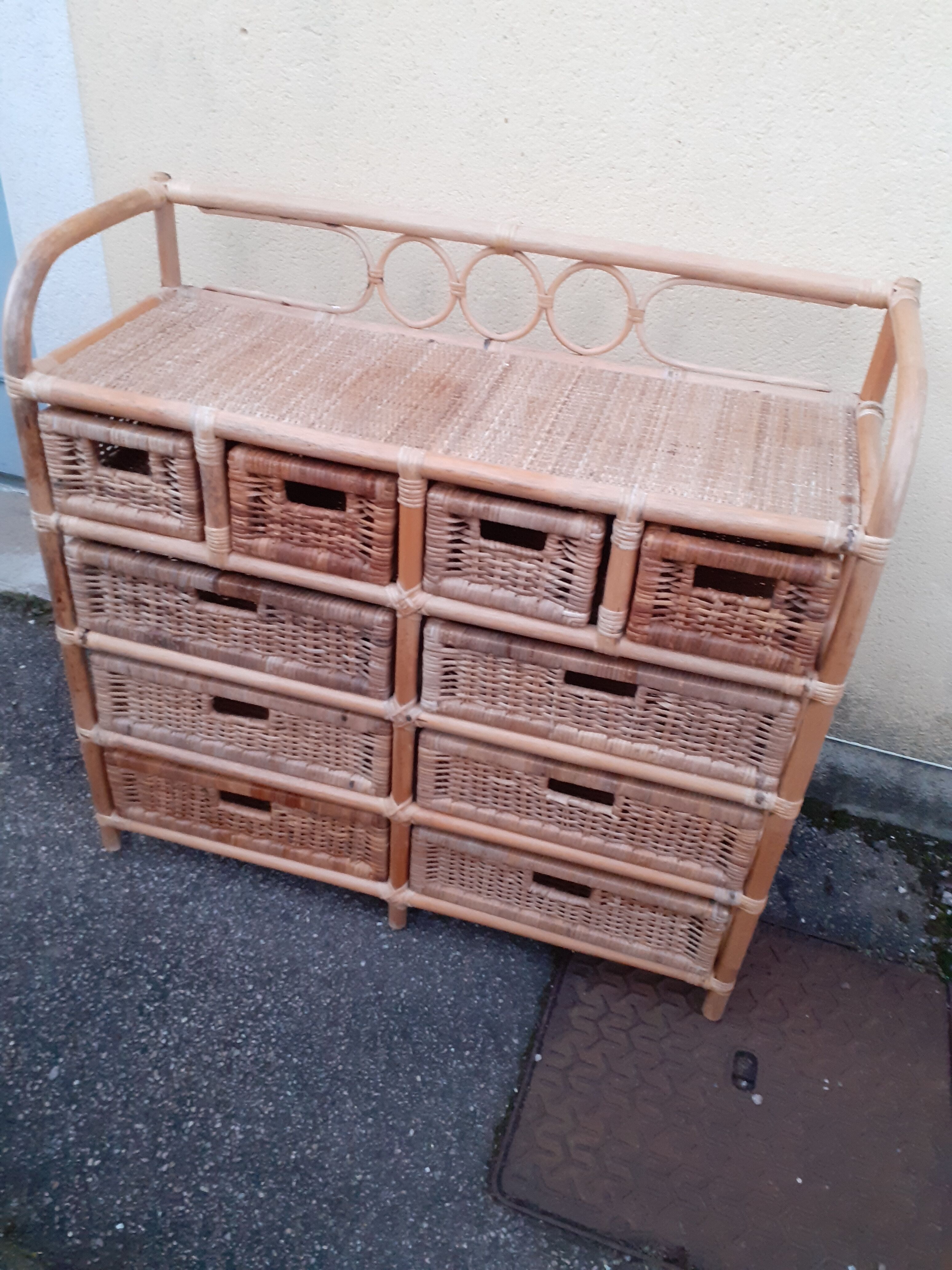 Rattan chest of drawers