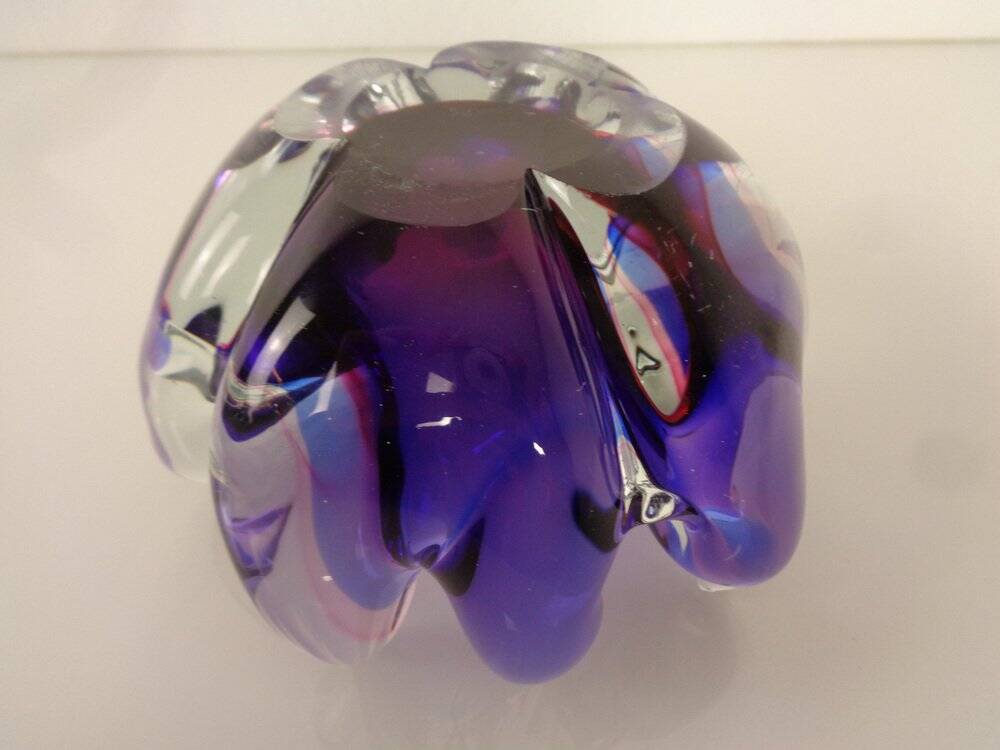 Large Italian bowl in purple Murano glass, 1960s