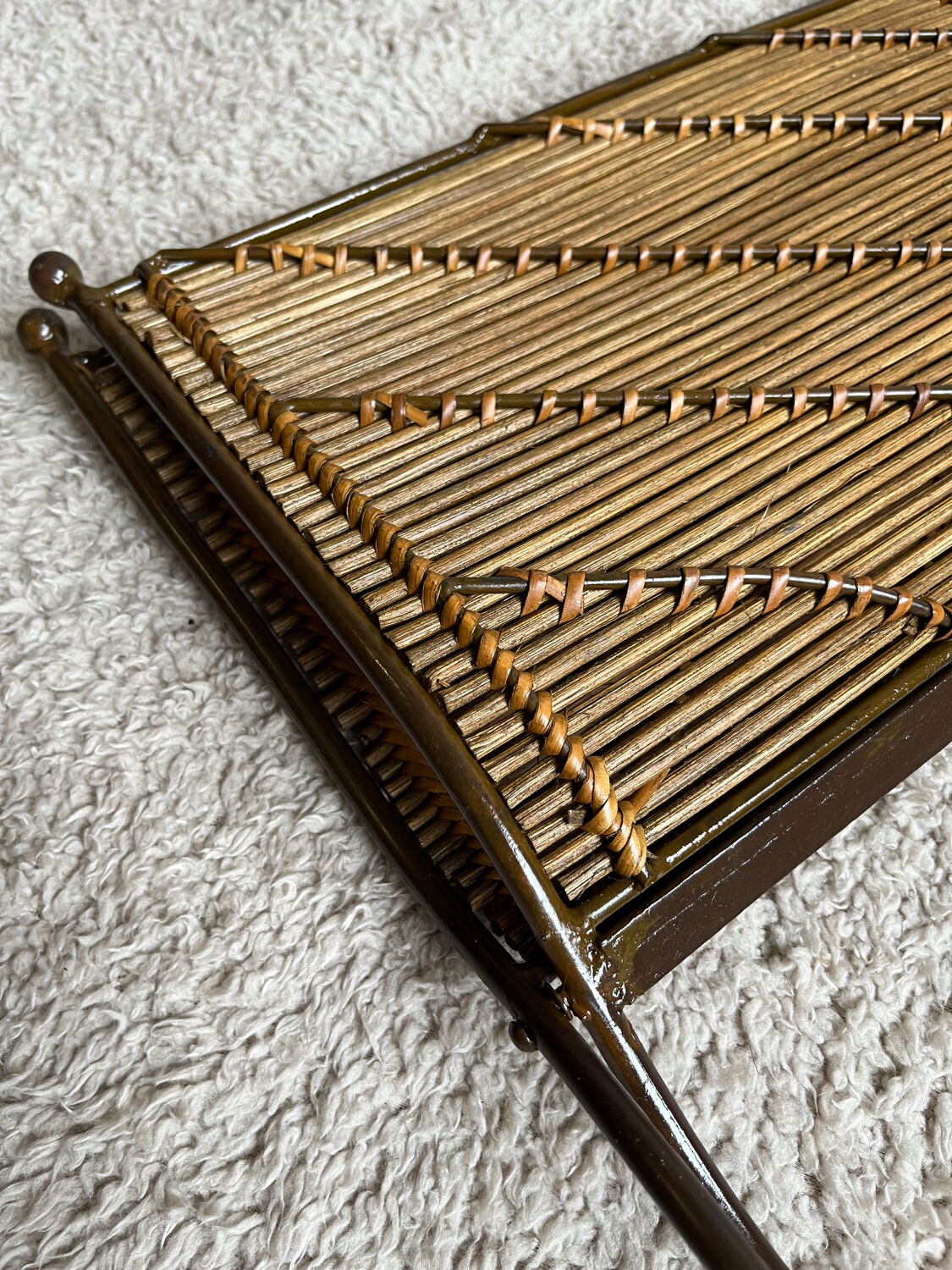 Foldable metal and wicker rattan magazine door