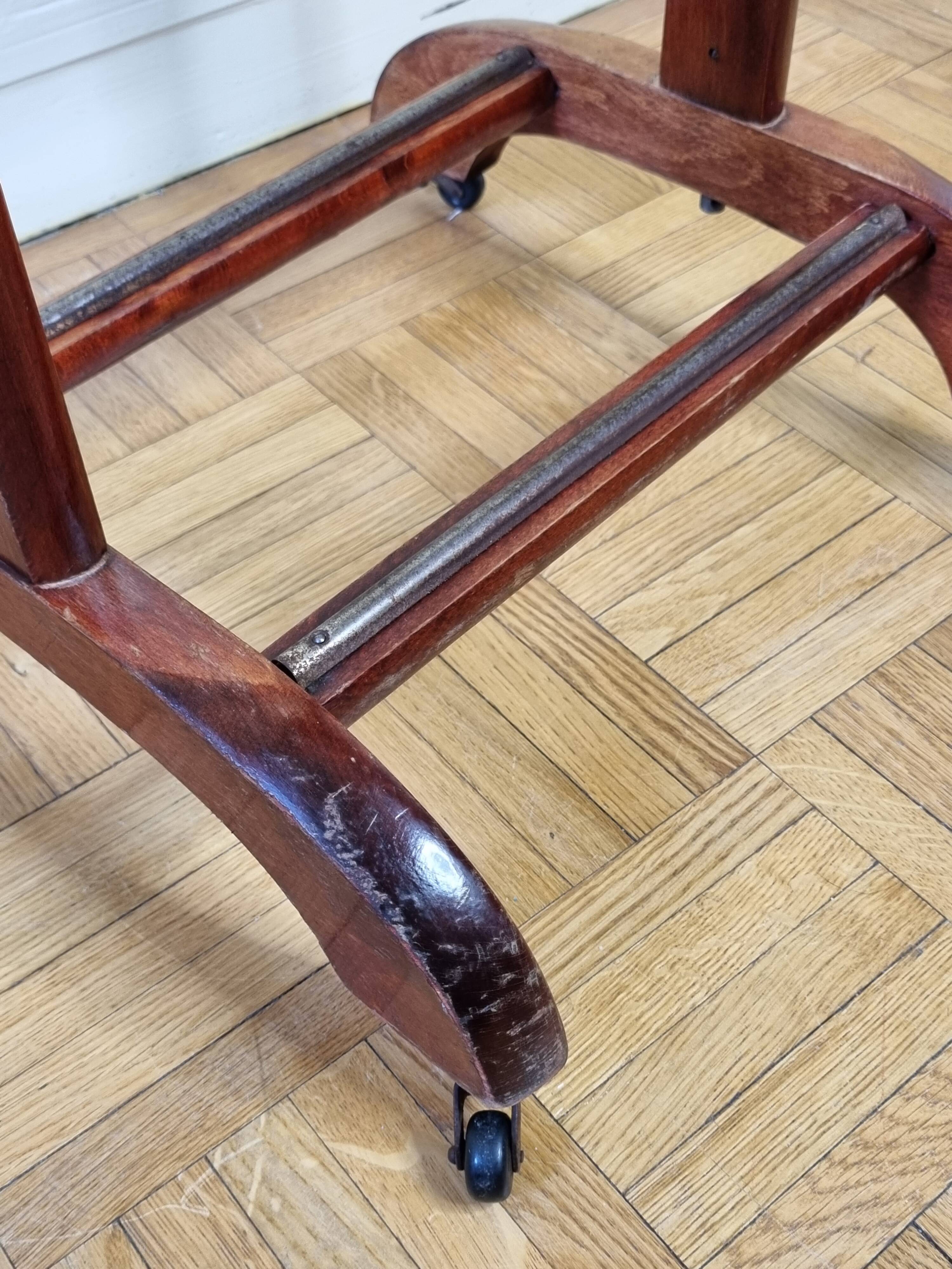 Fratelli Reguitti valet, wooden, 1950s