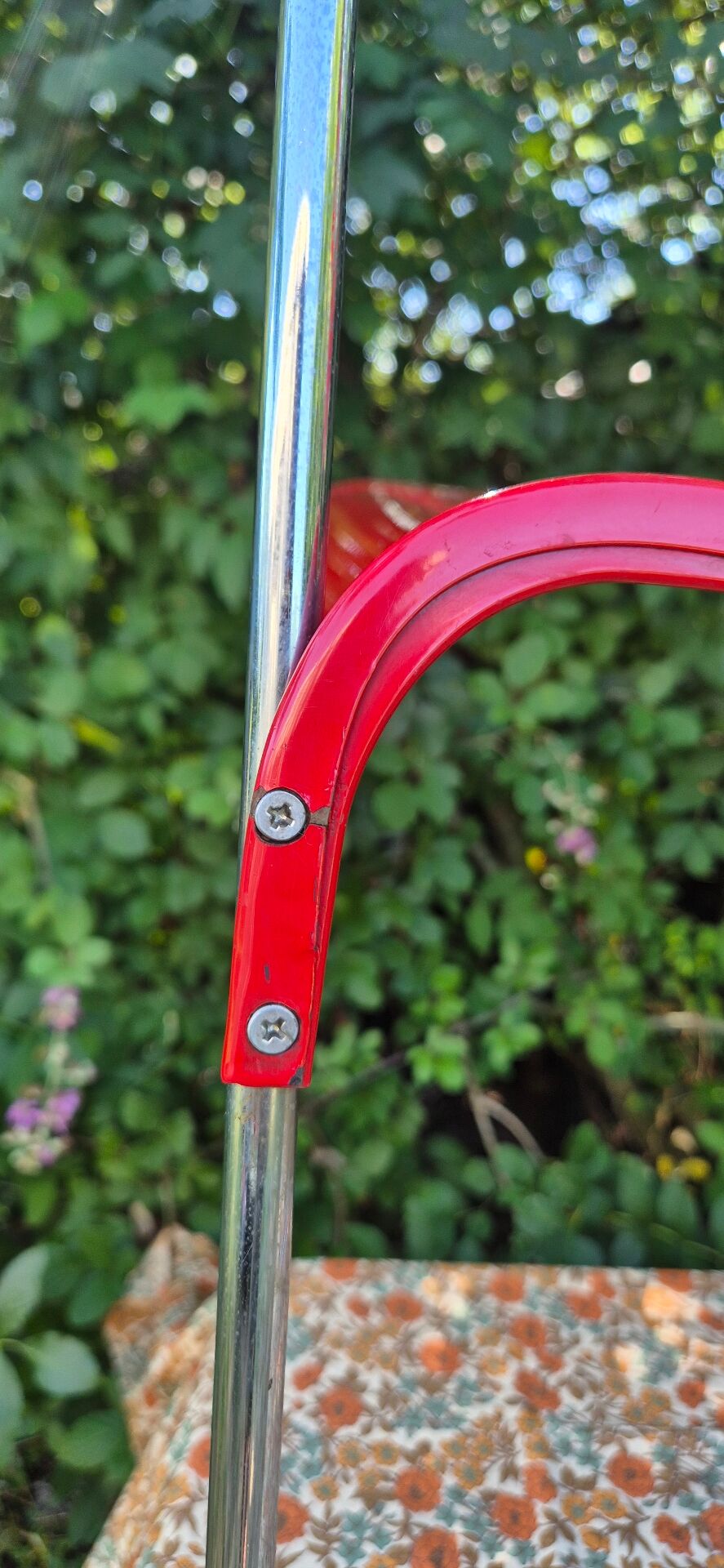 Omstak chair by Rodney Kinsman, vintage red metal.