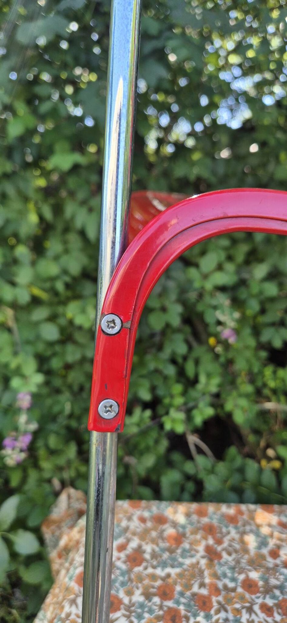 Omstak chair by Rodney Kinsman, vintage red metal.