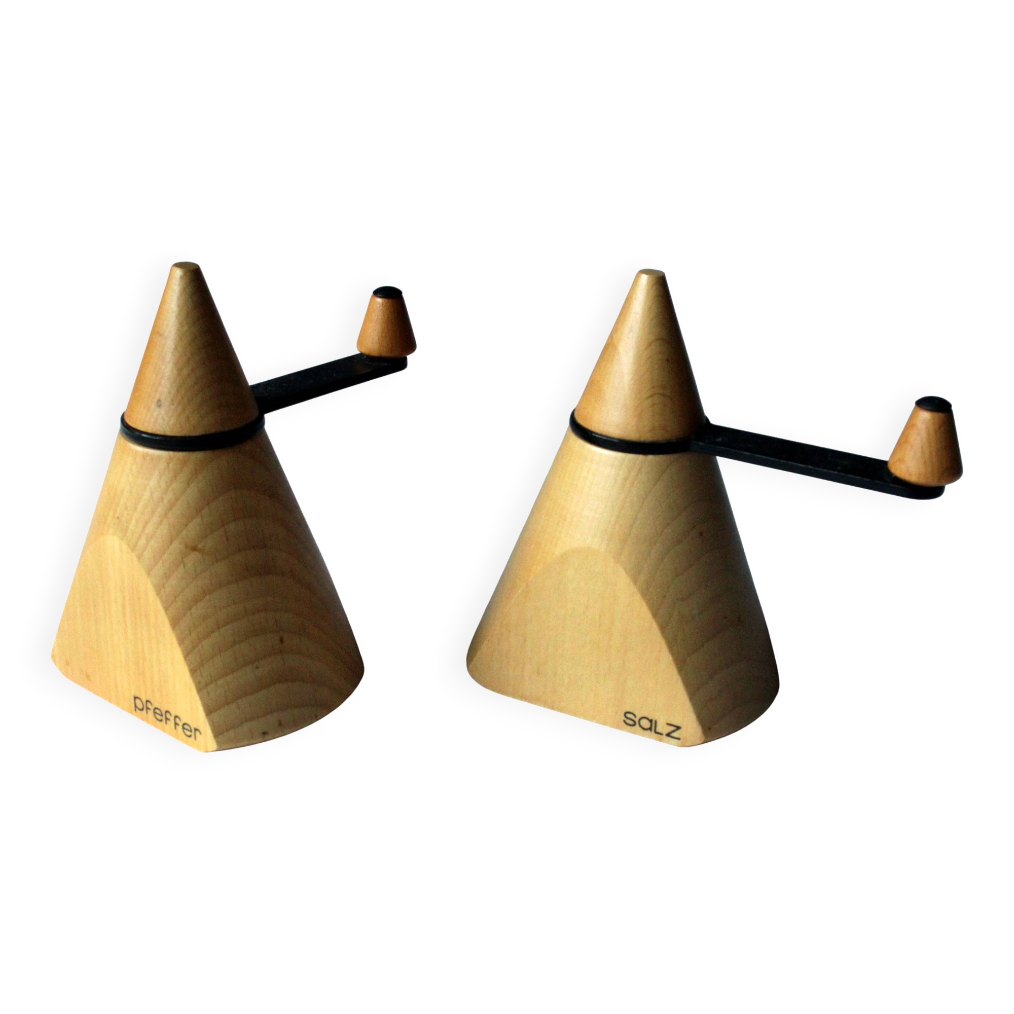Design salt and pepper shaker