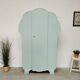 Armoire vintage