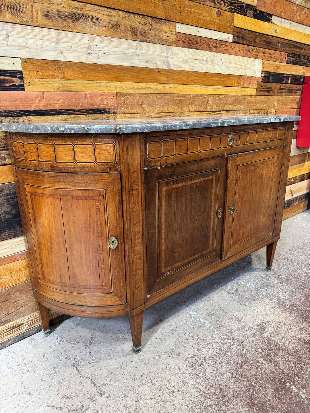 Buffet Louis XVI