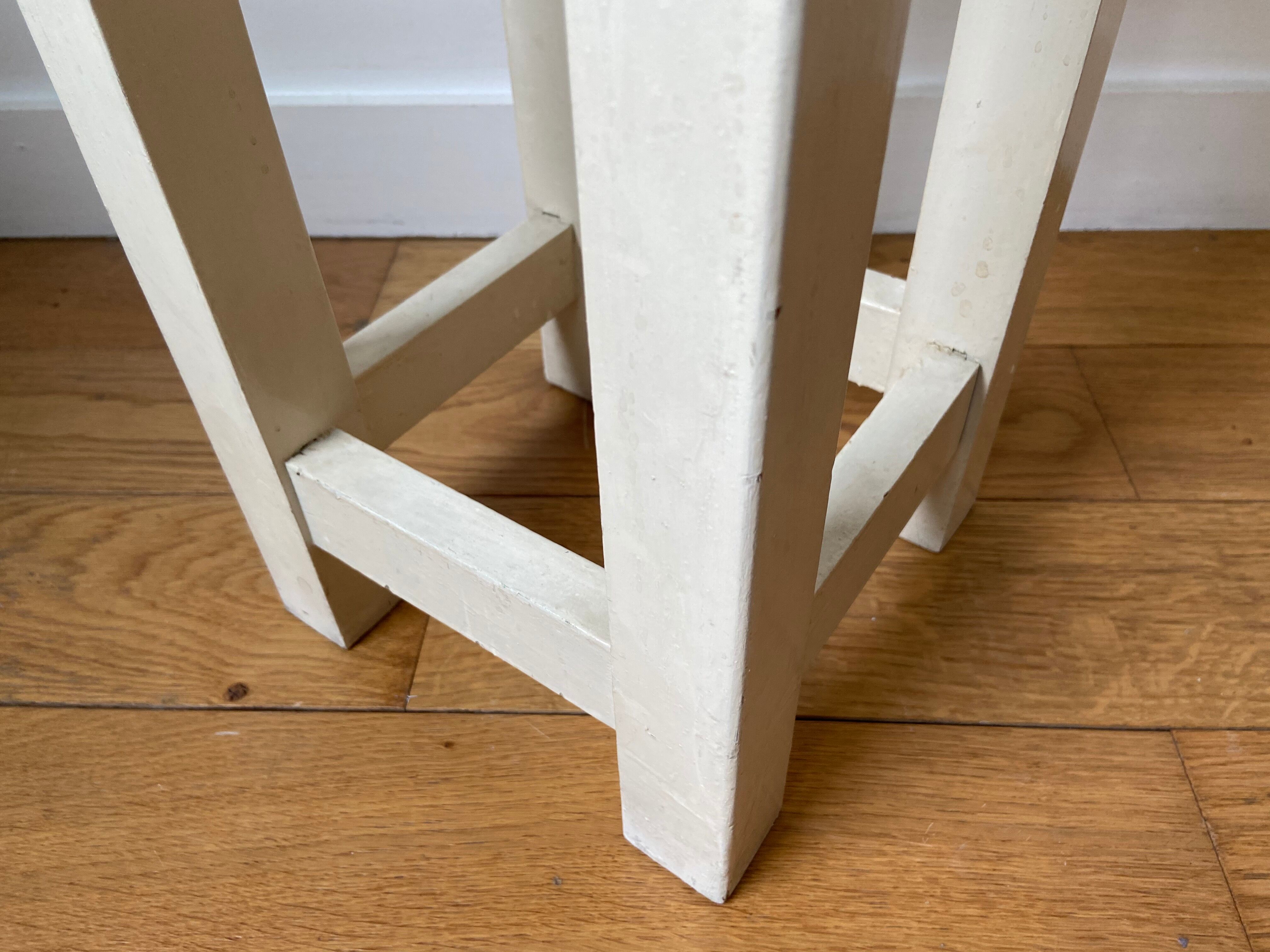 Tabouret en bois