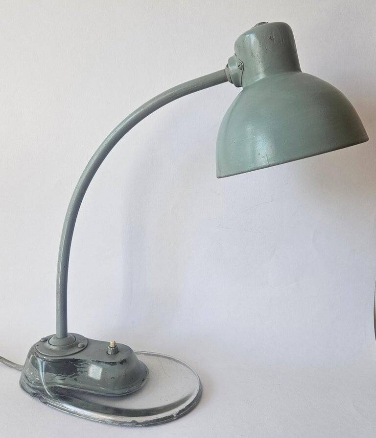 Lampe de bureau industrielle Bauhaus, Marianne Brandt, Kandem, base en verre, années 1930