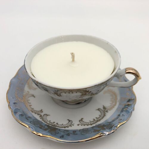 Bougie “tasse de thé” en porcelaine senteur « coton et sel de mer »