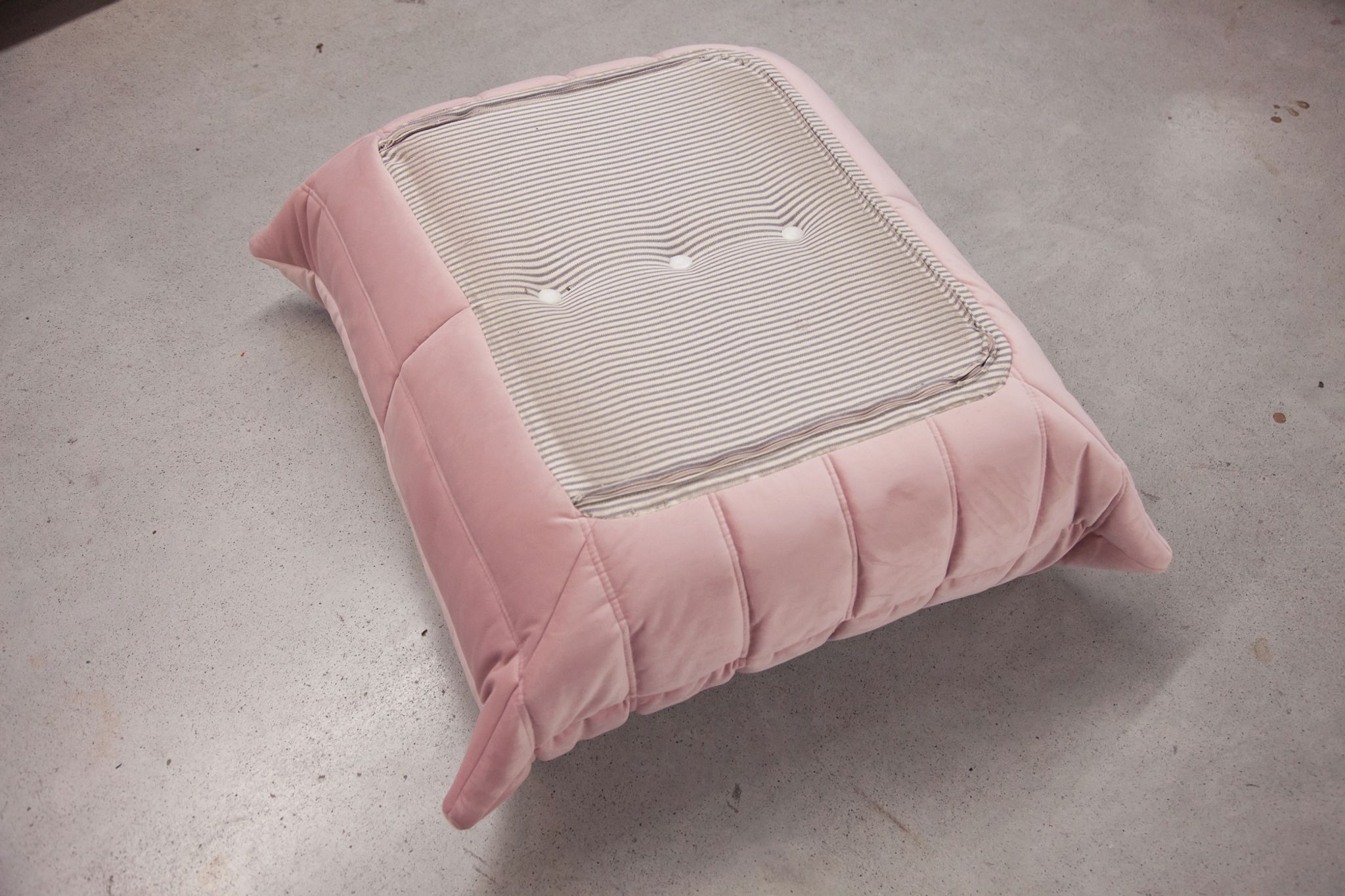 Togo armchair and footstool model designed by Michel Ducaroy 1973