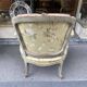 Paire de fauteuils en bois laqué de style Louis XV