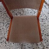 Set of 8 identical chairs