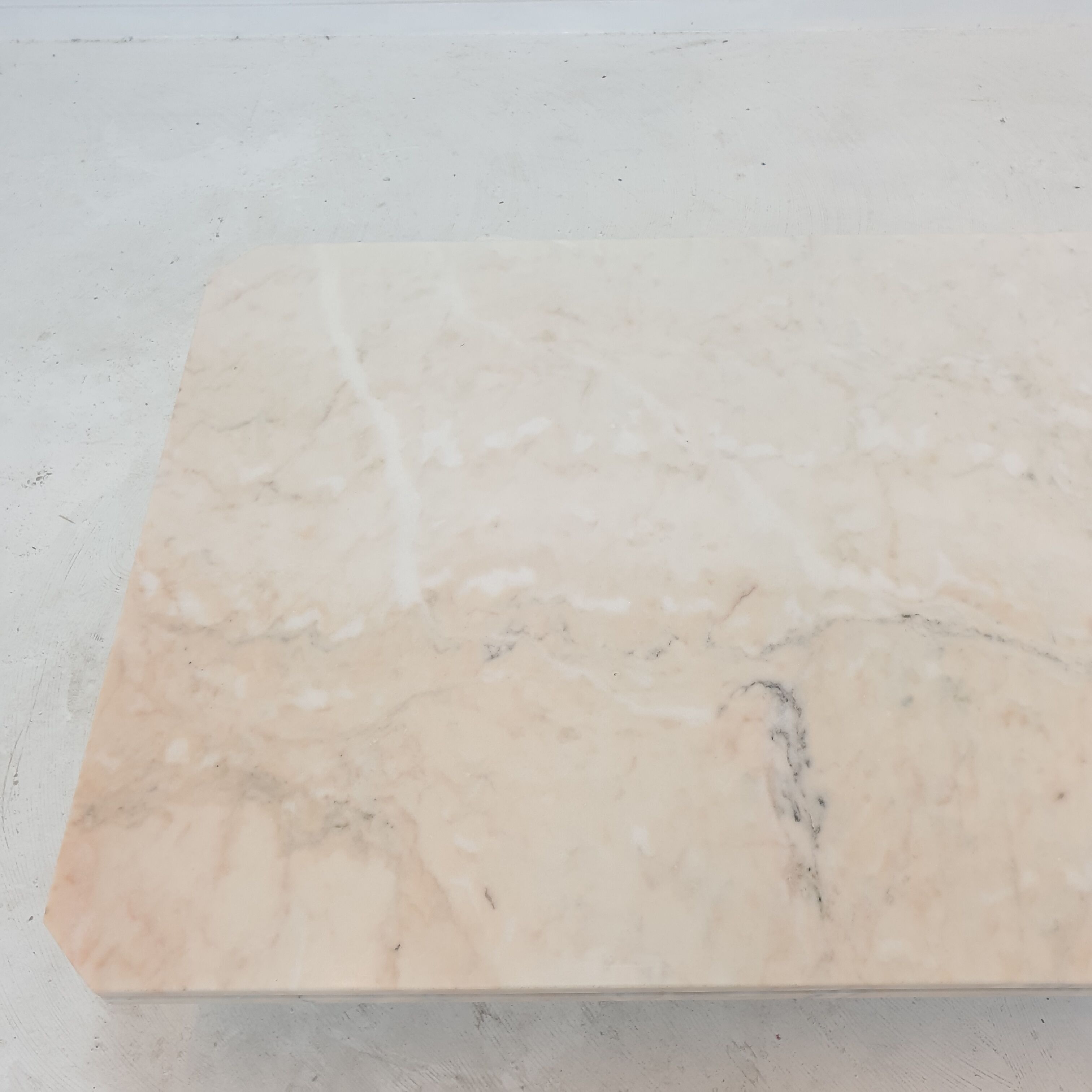 Italian marble coffee table, 1970s