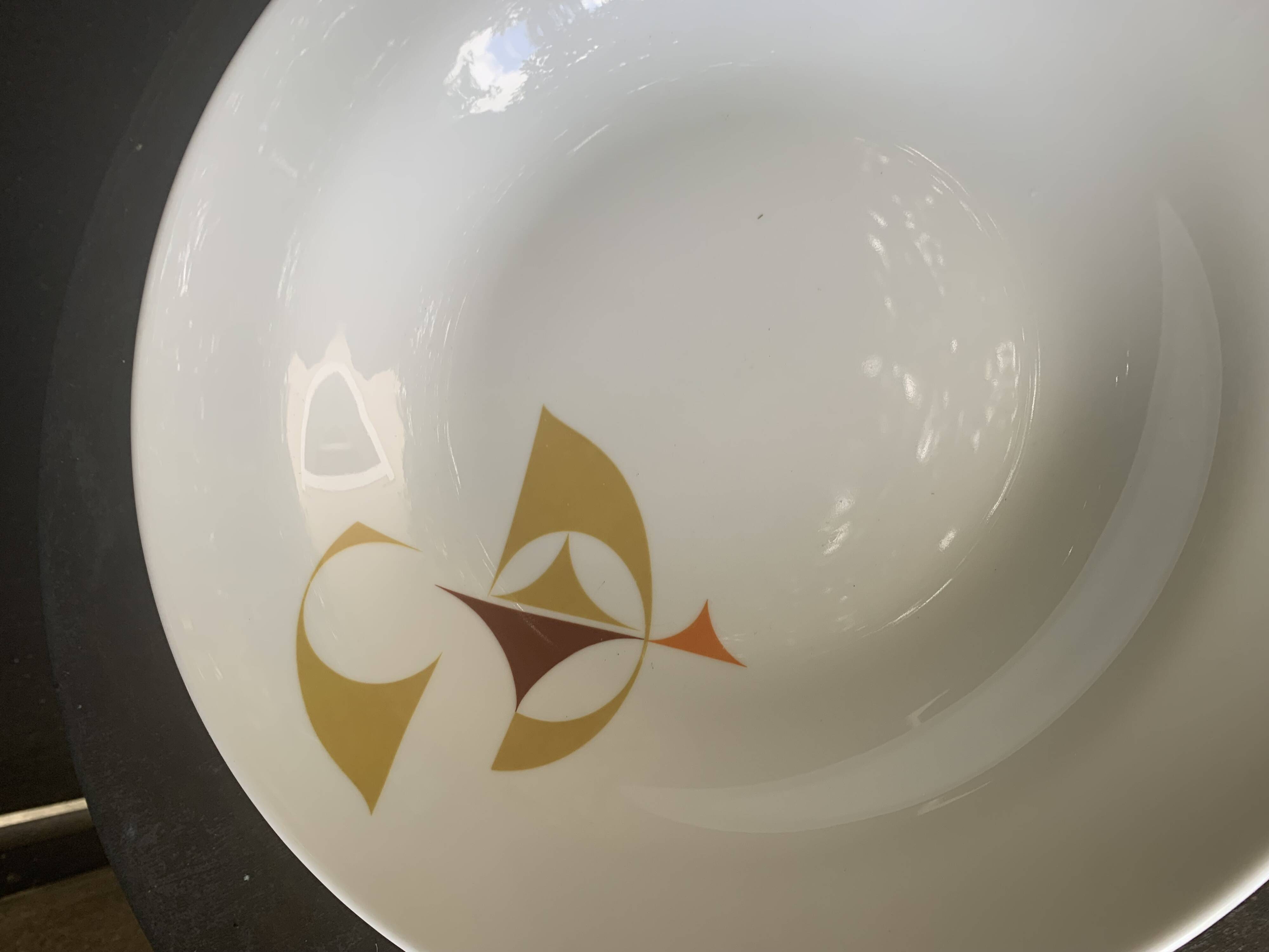 White porcelain deep dish, Schirnding Bavaria, design, vintage 1970