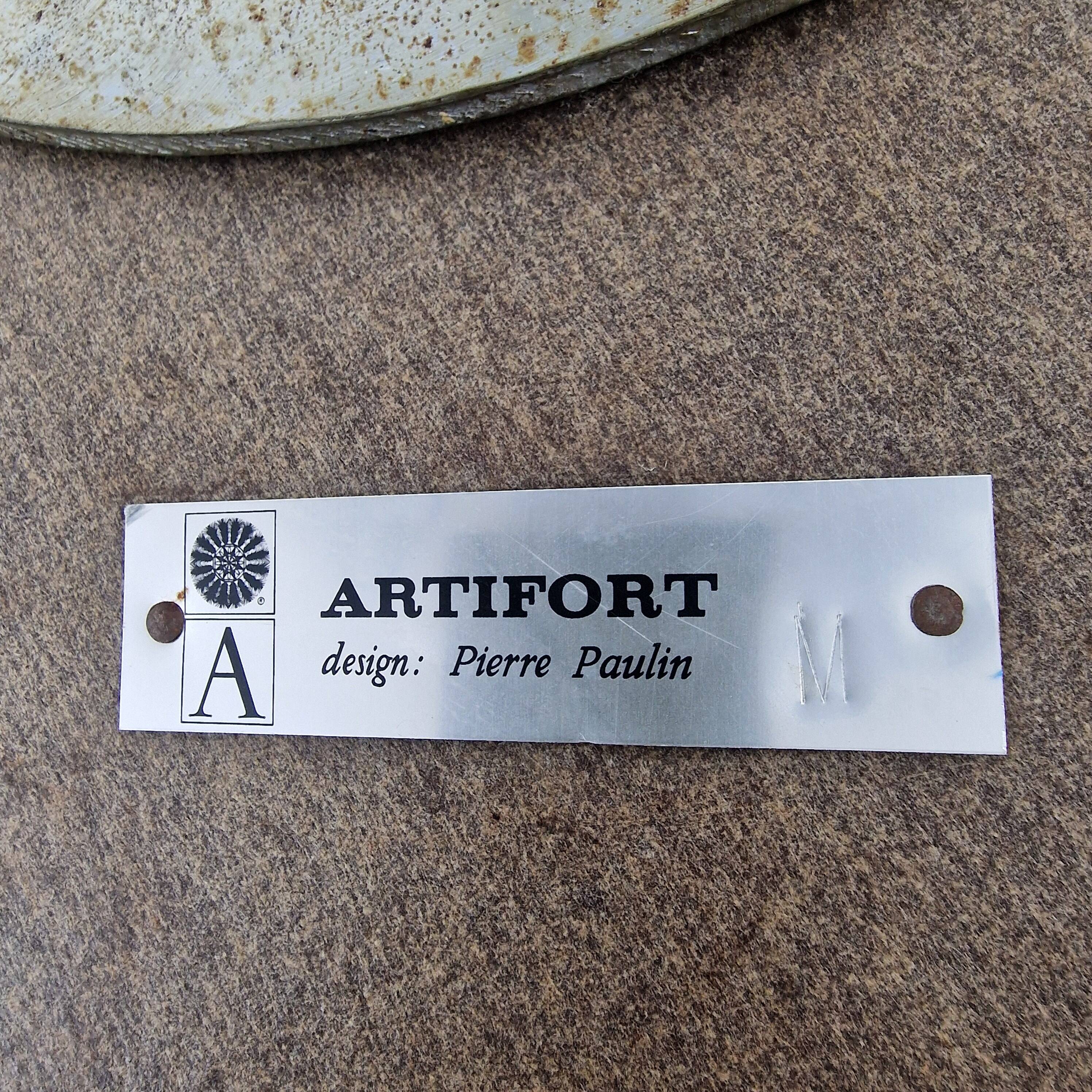 "Circle" Coffee Table by Pierre Paulin for Artifort, 1960s