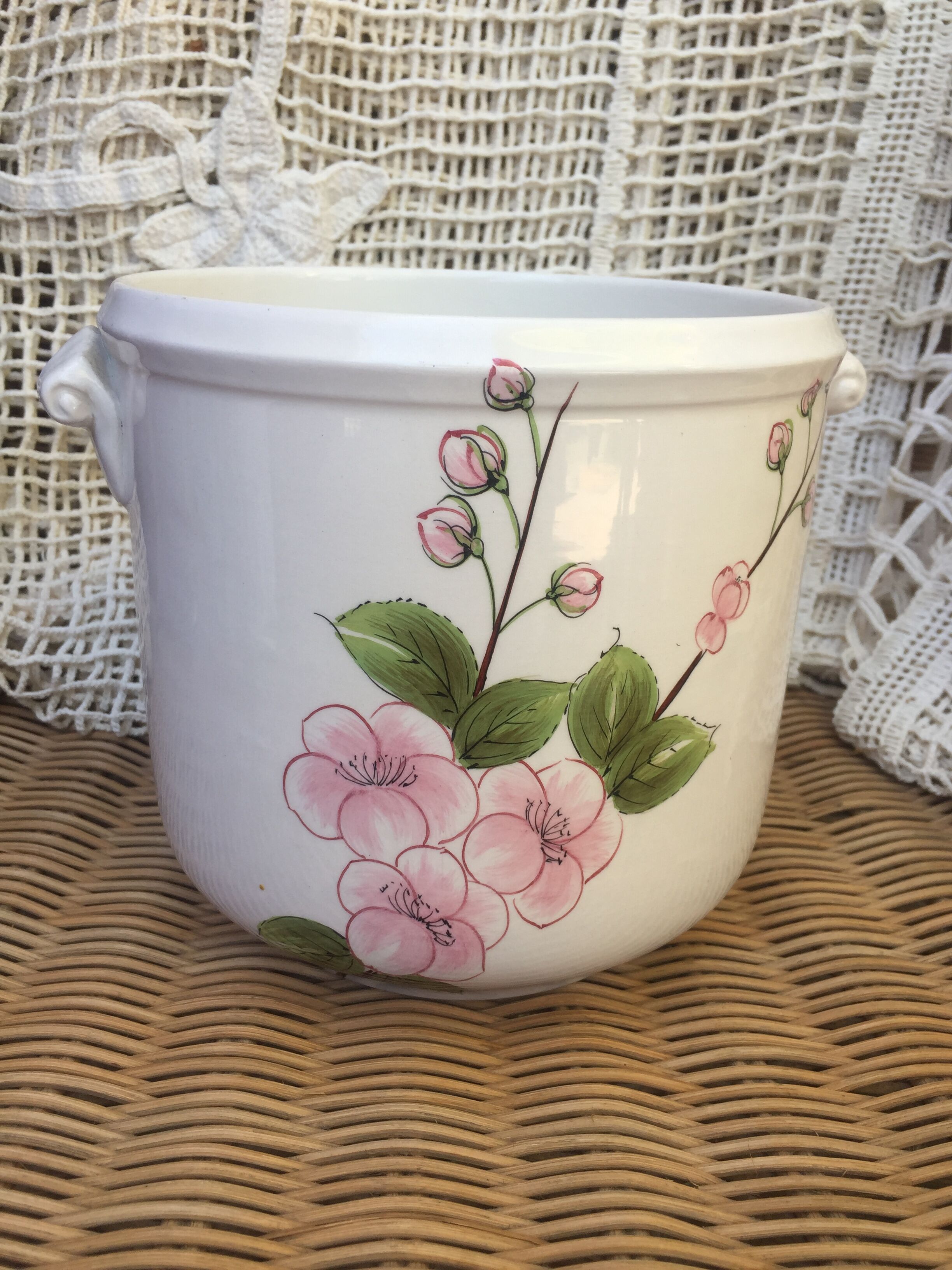 Pot cover decoration pastel flowers