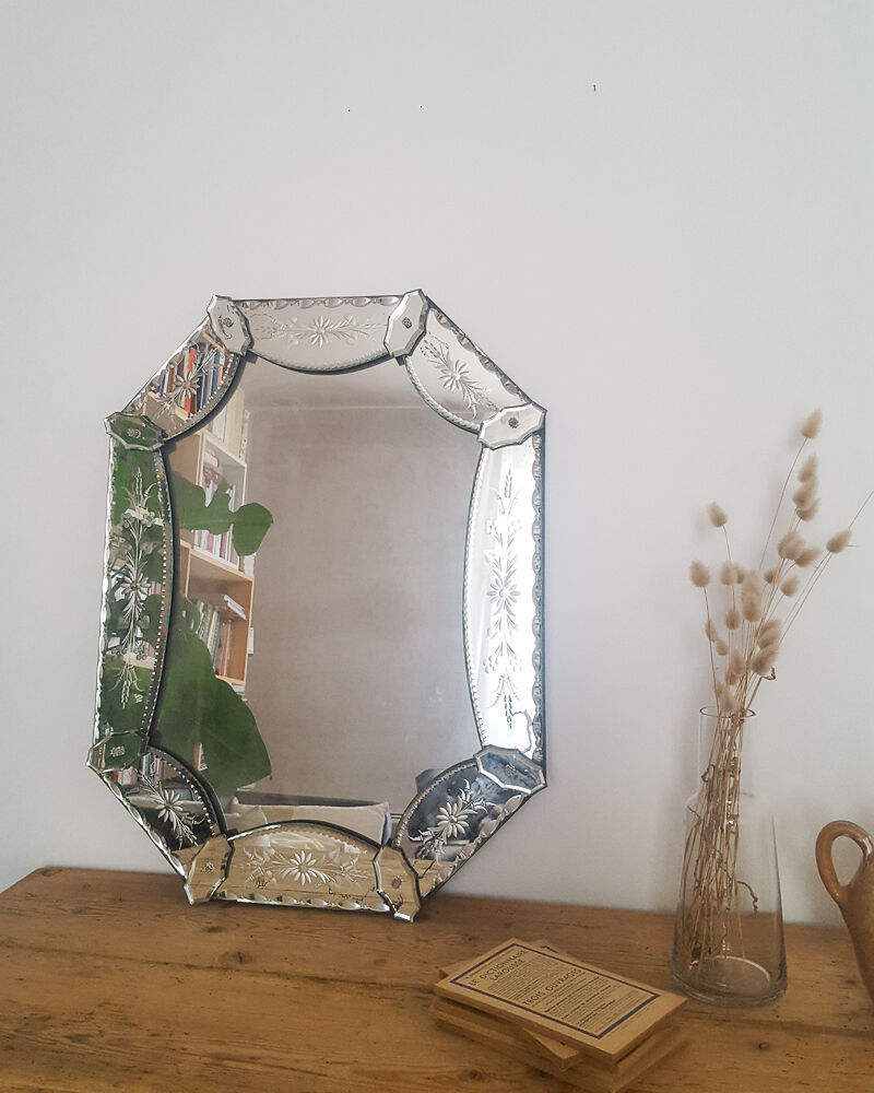 Venetian mirror 64x49cm