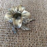 Golden bronze flower candle holder