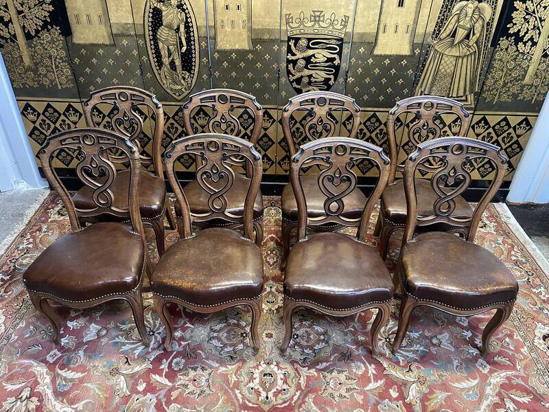 Set of 8 Italian Louis Philippe chairs from the Napoleon III period in leather