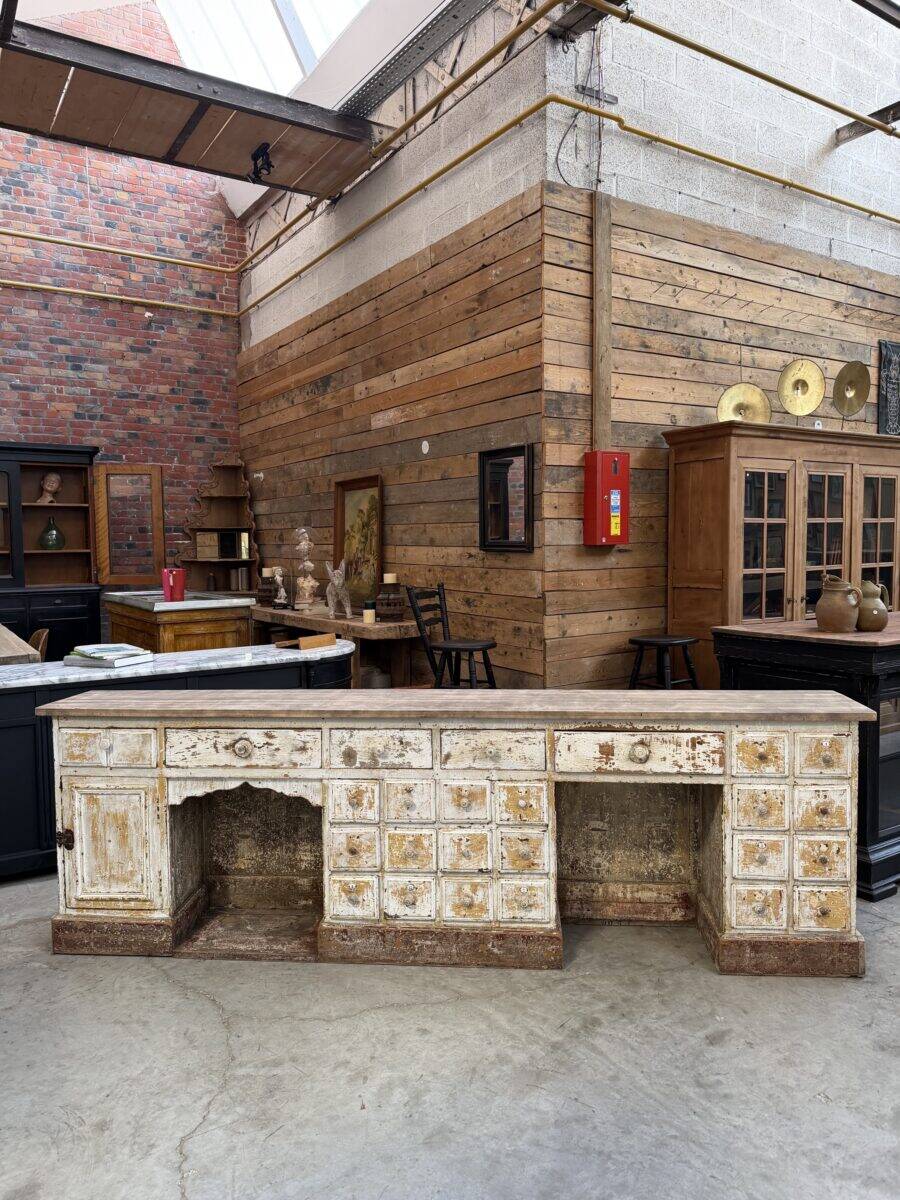 Antique barber's furniture from the early 20th century.