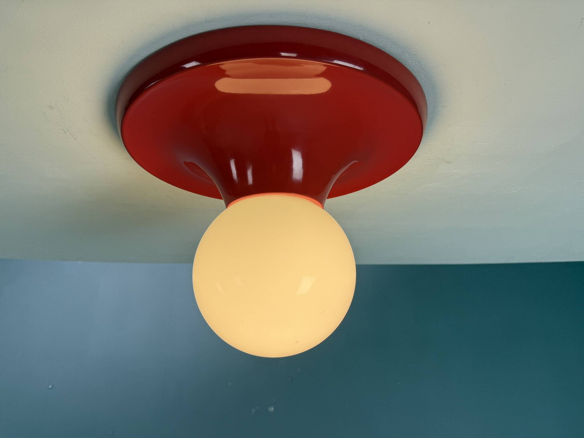 Castiglioni red metal "Light Ball" wall or ceiling lamp for Flos, Italy 1970s
