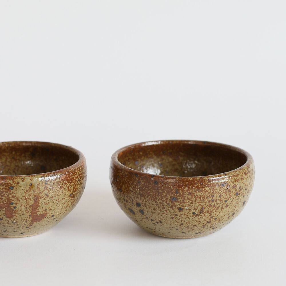 Pair of stoneware bowls
