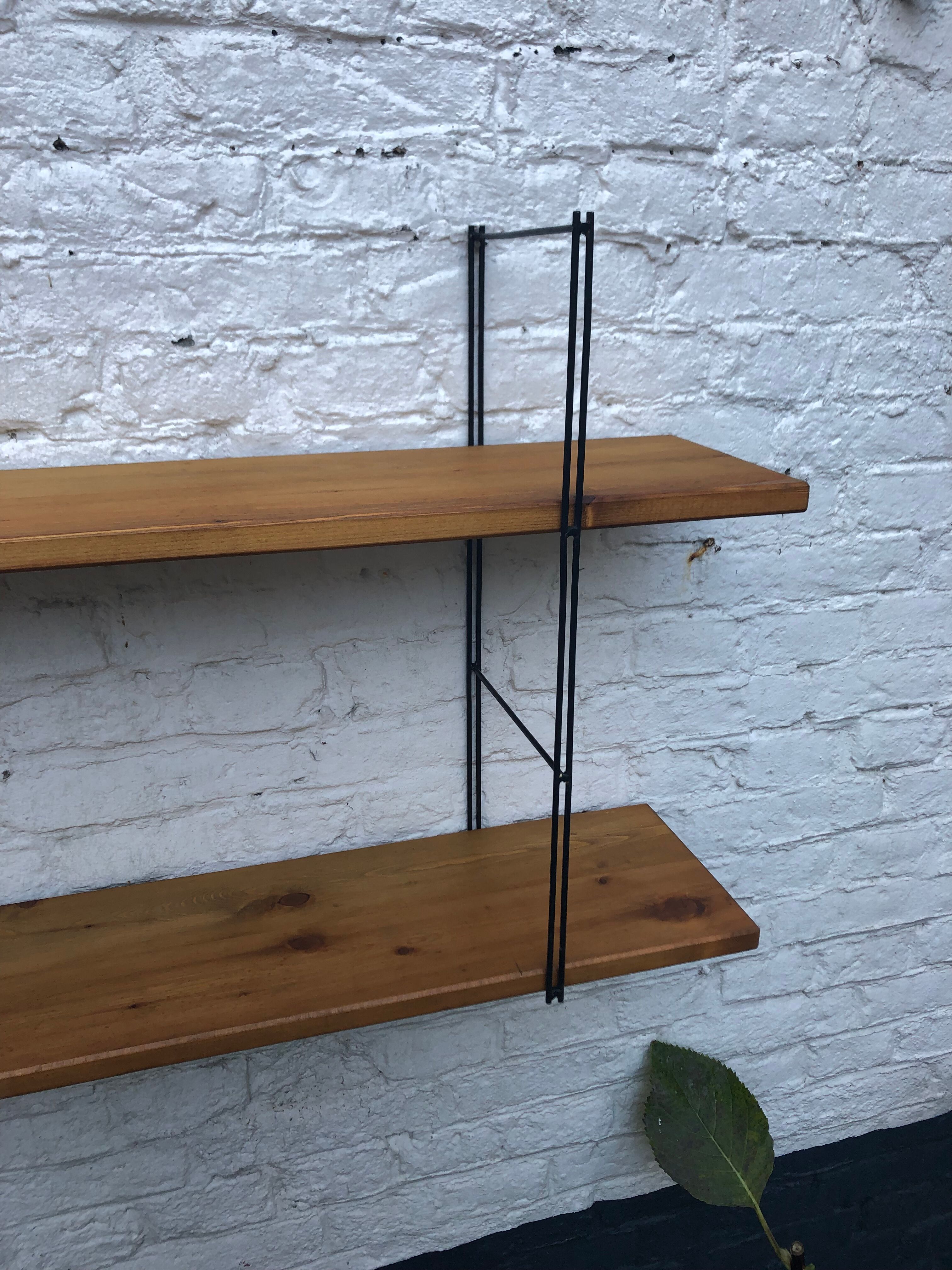 Wall shelf